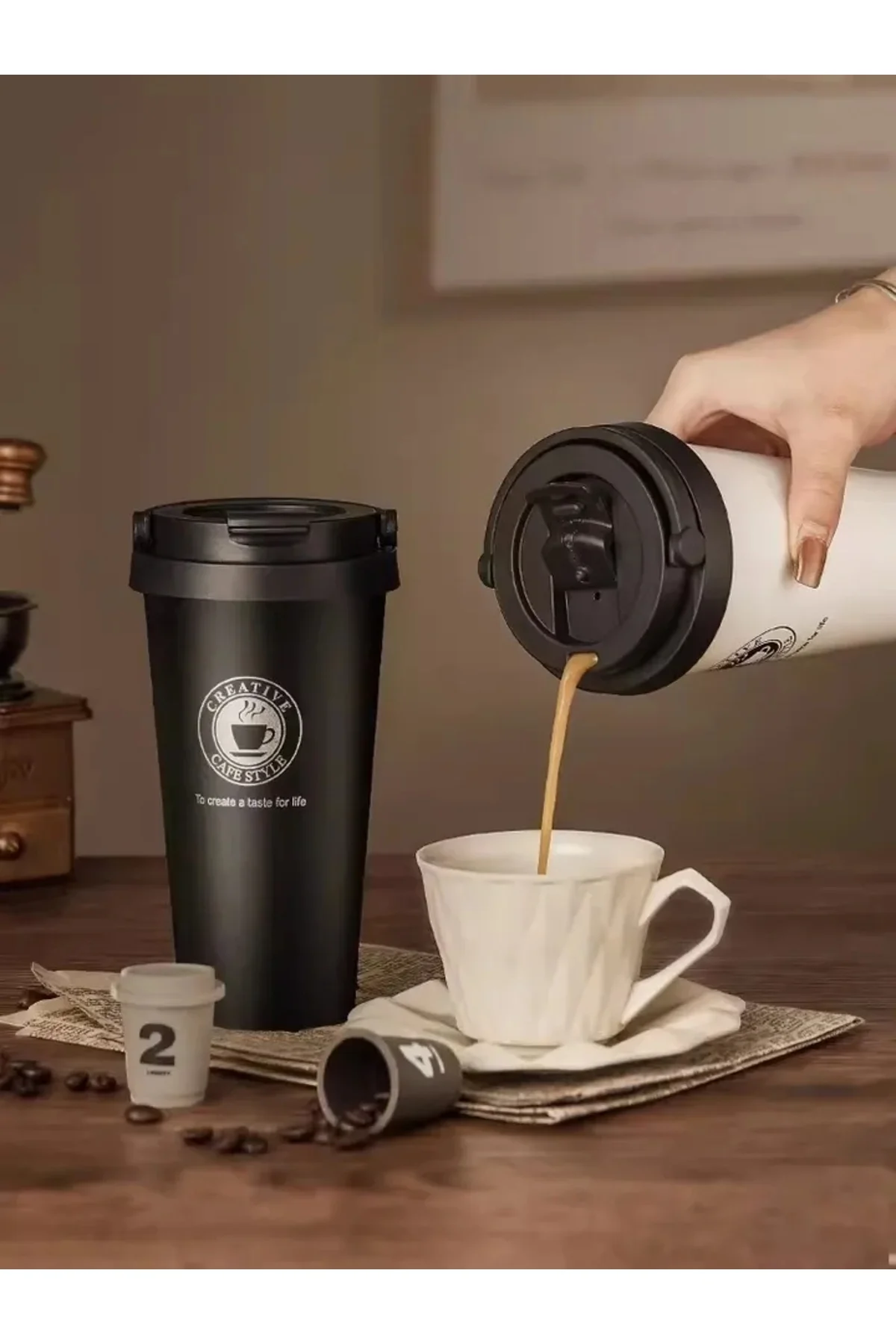 Paslanmaz Çelik Saplı Tutacak Kollu Çift Katmanlı Mug Bardak Termos Karışık Renkli 500 Ml Paslanmaz Çelik Saplı Tutacak Kollu Çift Katmanlı Mug Bardak Termos Karışık Renkli 500 Ml