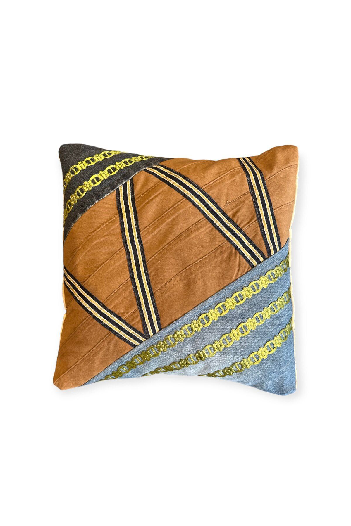 Esta Rubon Patcwork Kırlent El Yapımı