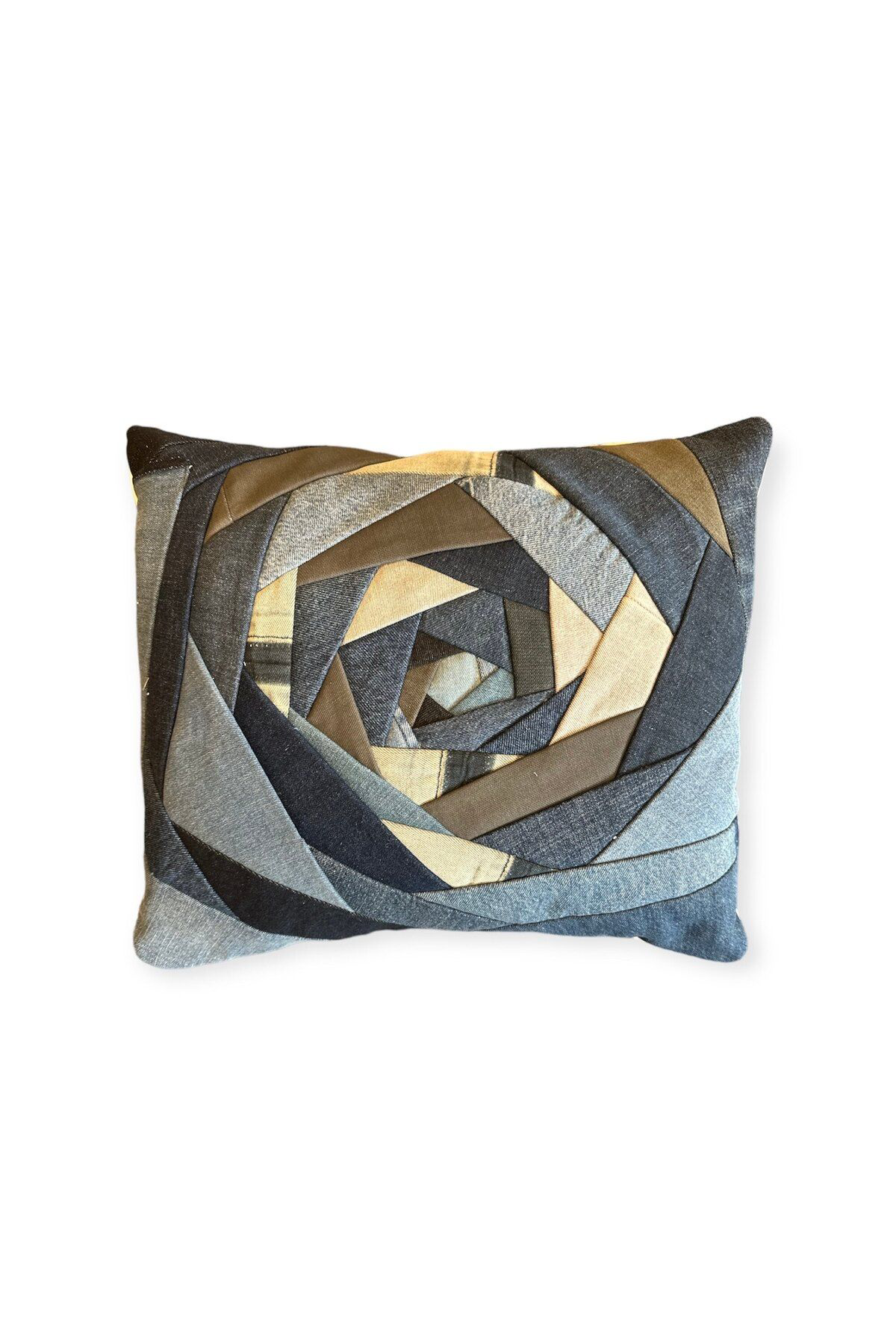 Esta Rubon Patcwork Kırlent El Yapımı