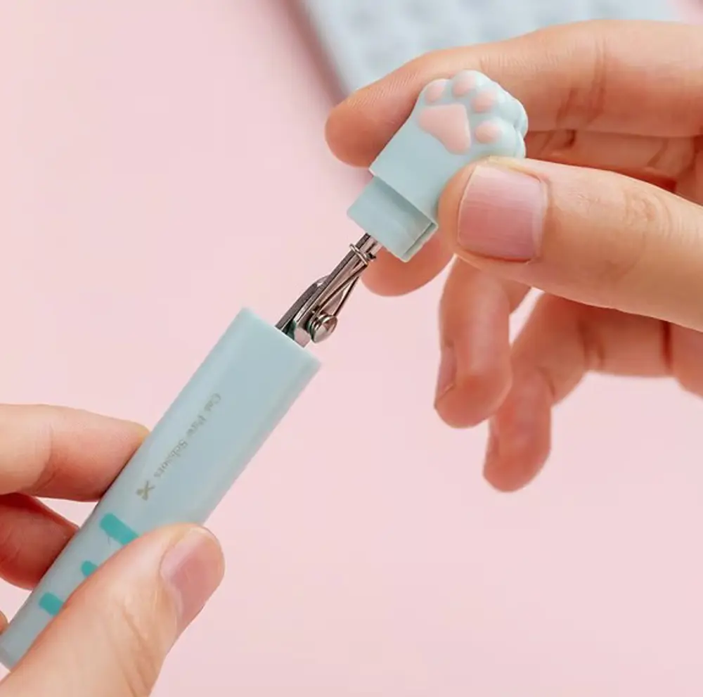Pati Şekilli Mini Okul Makası Sevimli Makas - 1 Adet Pati Şekilli Mini Okul Makası Sevimli Makas - 1 Adet