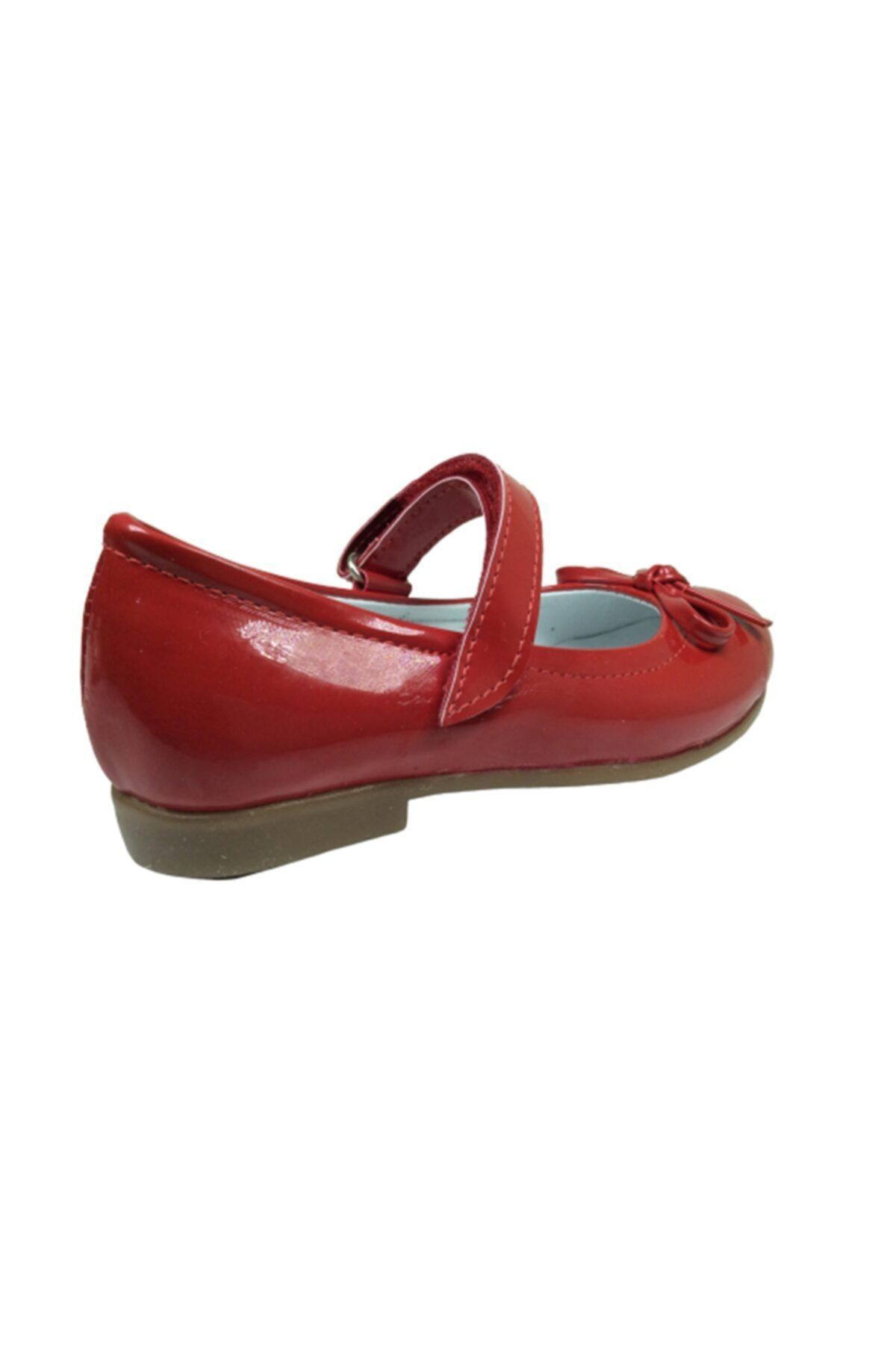 Ortaç Patik Kırmızı Rugan Bıyık Fiyonk Kız Çocuk Babet Ayakkabı İçi Der