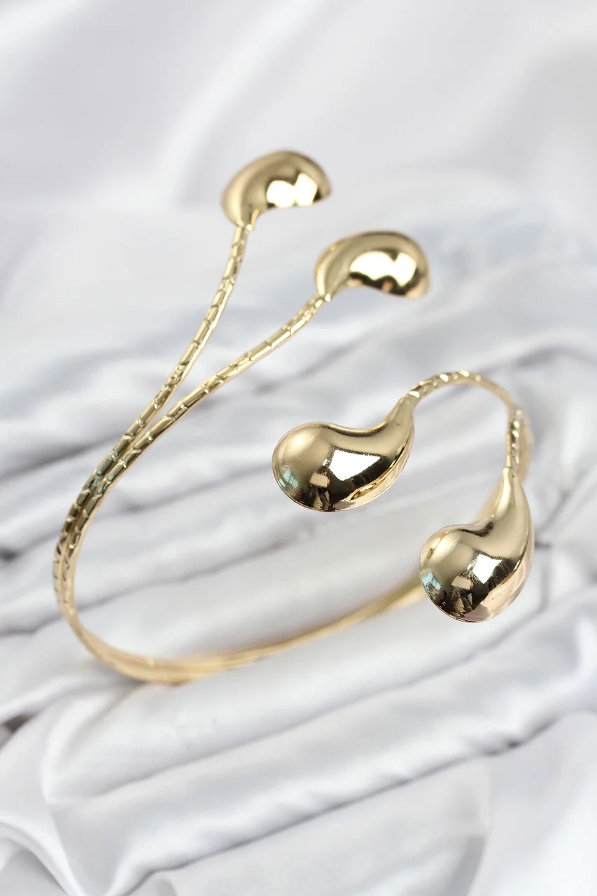 Pazu Bileklik Gold Renk Pirinç Damla Model - Lisinya Diğer