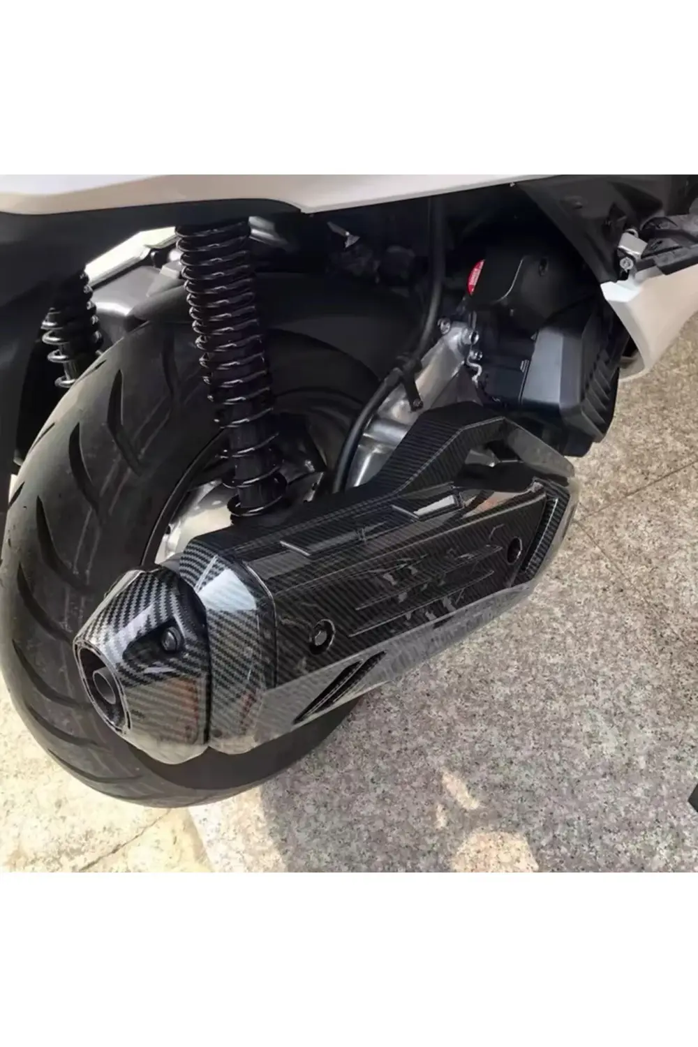 Pcx Ekzoz Koruma Kapağı Karbon Kaplama 2021-2024 Arası Pcx Ekzoz Koruma Kapağı Karbon Kaplama 2021-2024 Arası