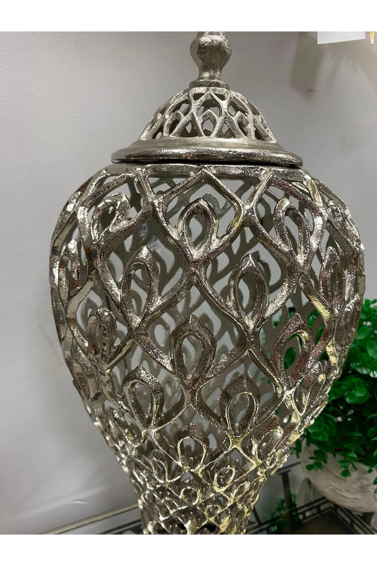 Peacoock Metal Döküm Kapaklı Vazo 52 cm