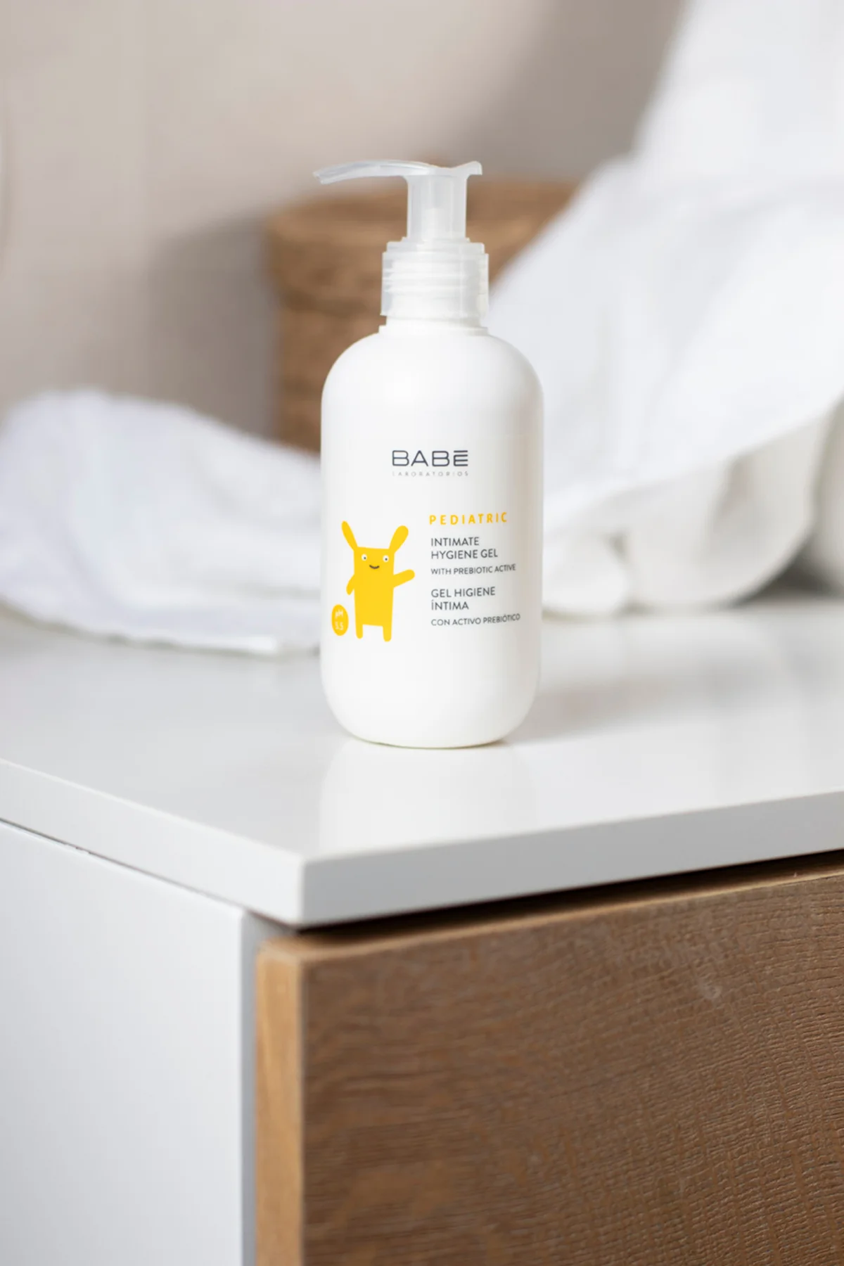 Pediatric Intimate Hygiene Gel 200ml - Bebek ve Çocuklar için Genital Bölge Yıkama Jeli
