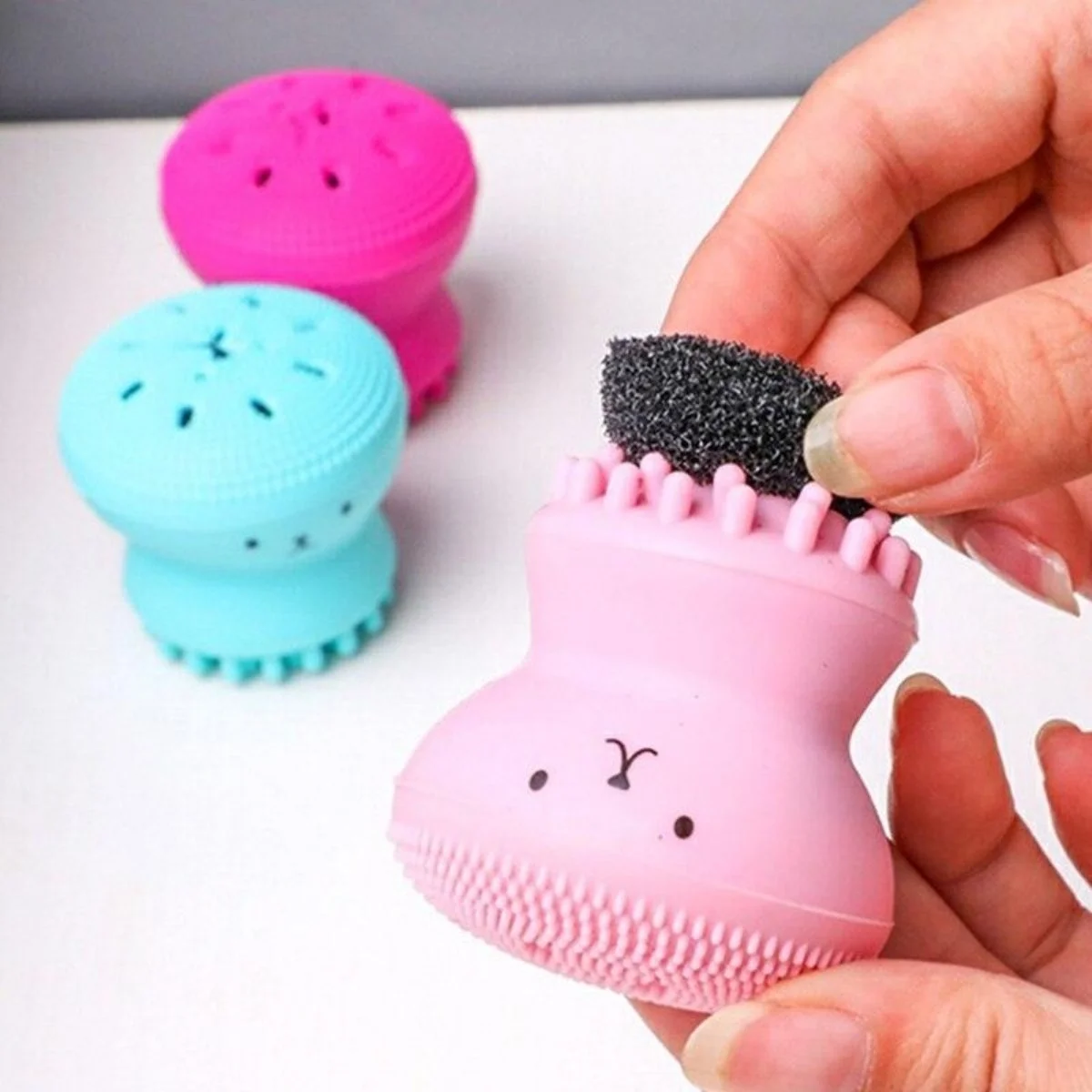 Peeling Etkili Mini El Yüz Cilt Temizleme Fırçası Silikon Temizlenmesi Kolay Siyah Nokta Giderici Bx40 Fiyatı, Yorumları ve Özellikleri