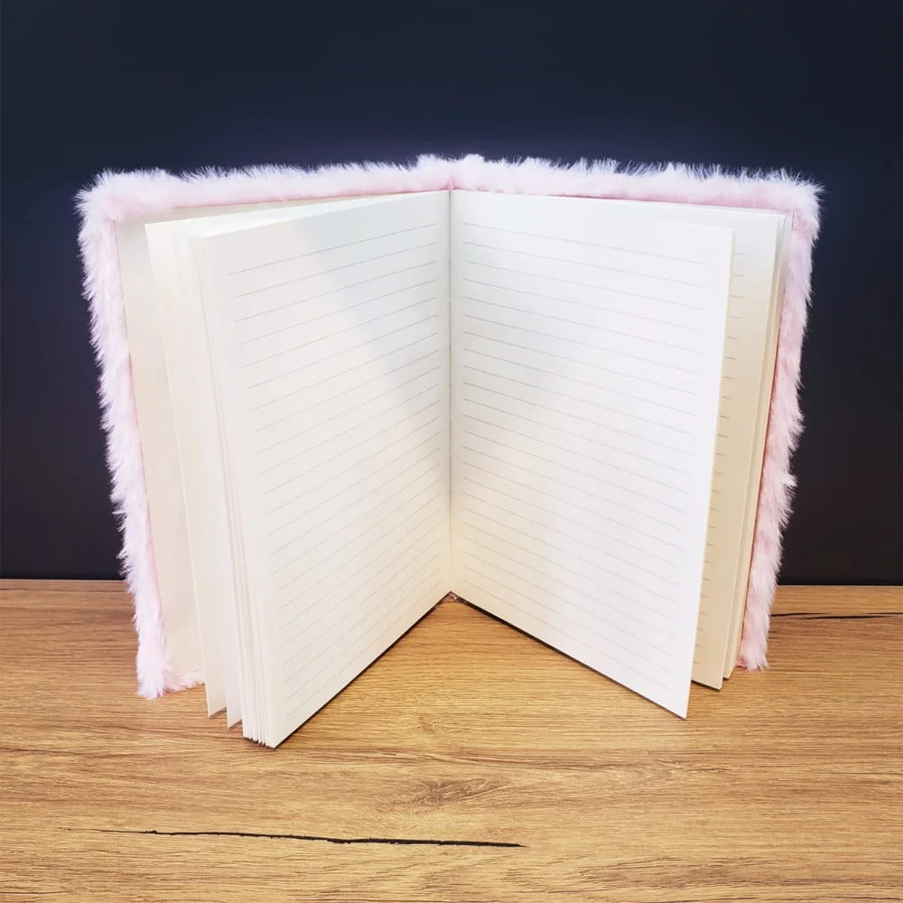 Peluş Defter 1 Adet Peluş Defter 1 Adet