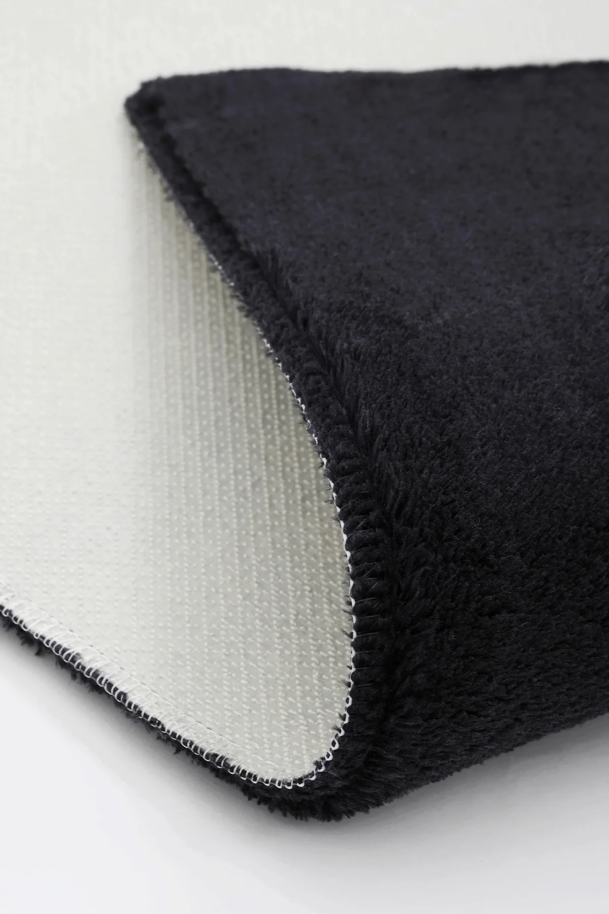 PELUŞ HALI SİYAH RENK Yıkanabilir Kaymaz Kesme HALI Yolluk 100x500