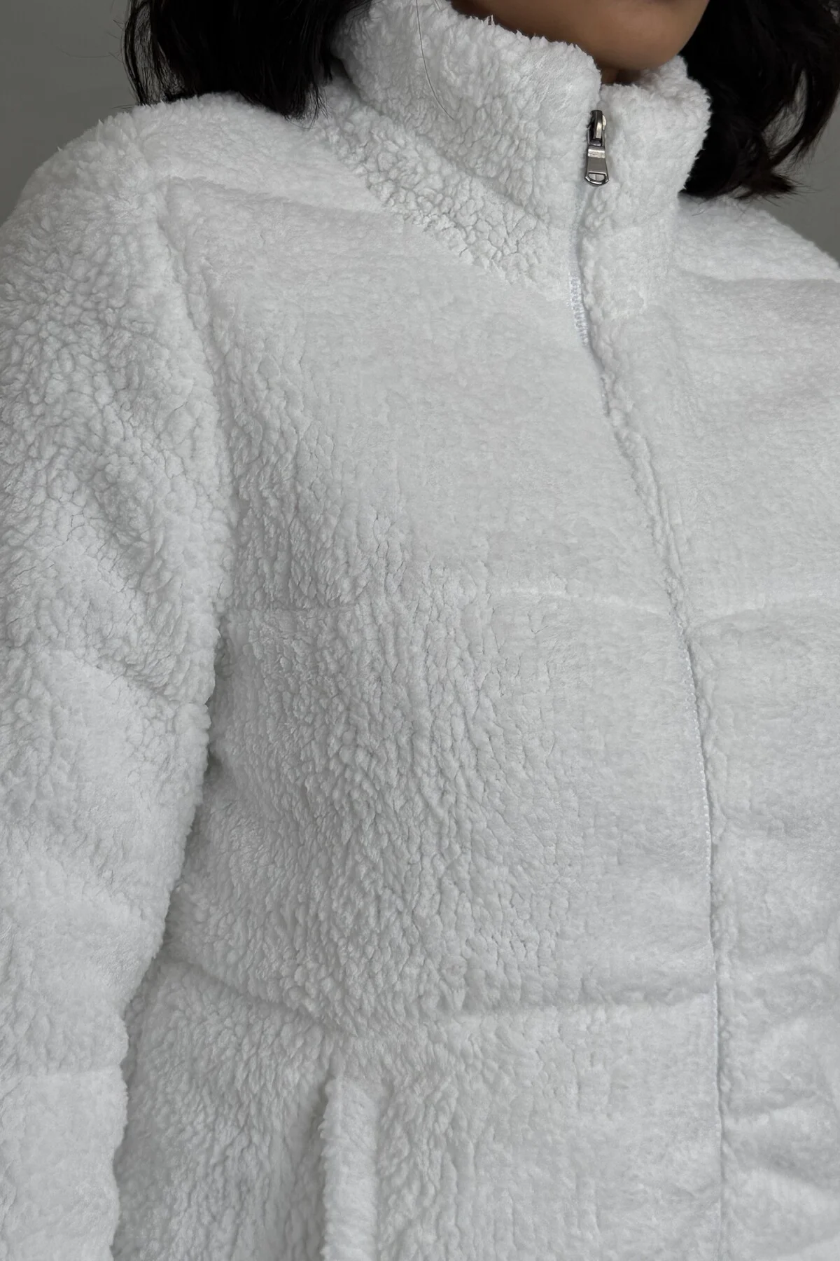 Peluş Kabartma Teddy Kadın Şişme Mont Ekru