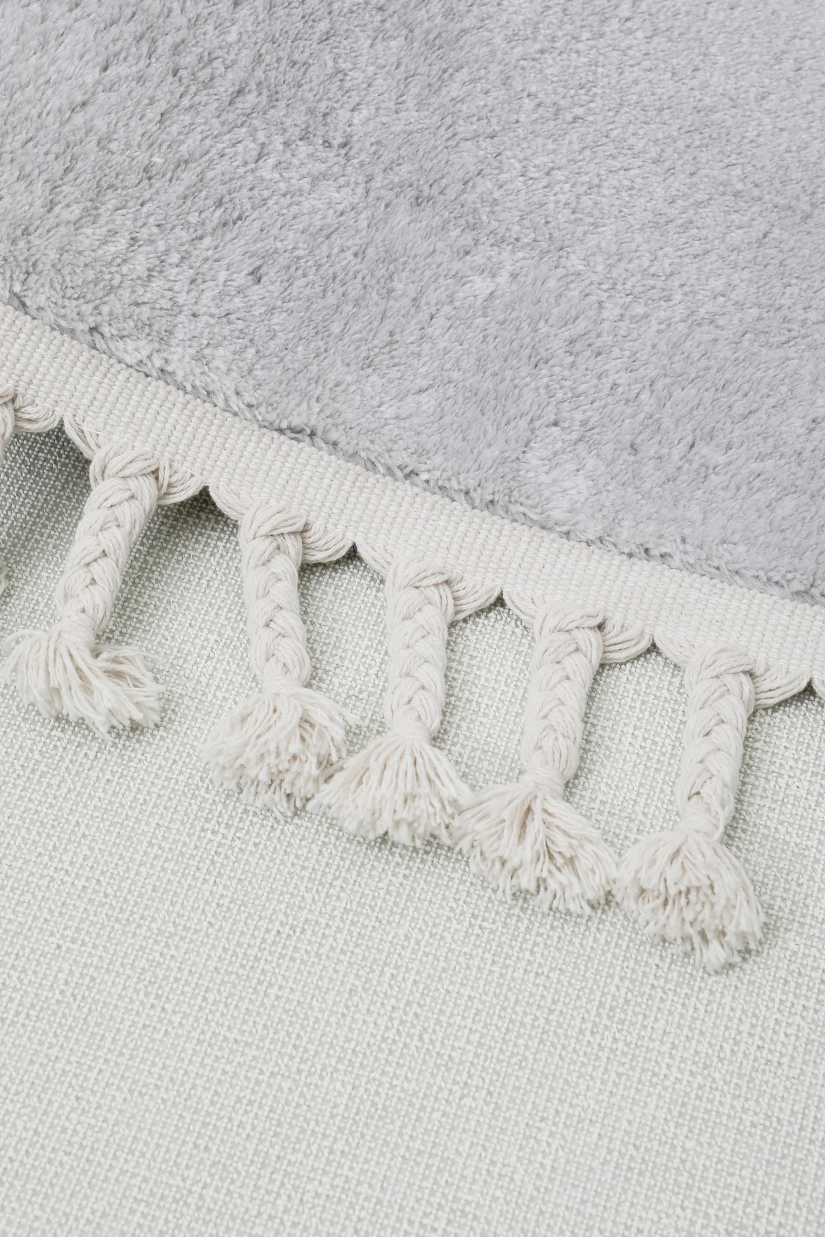 PELUŞ Oval Saçaklı HALI AÇIK GRİ RENK Silinebilir 80x200 PELUŞ Oval Saçaklı HALI AÇIK GRİ RENK Silinebilir 80x200