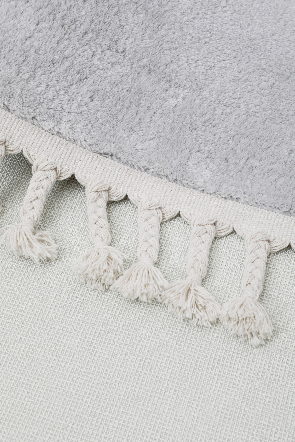 PELUŞ Oval Saçaklı HALI AÇIK GRİ RENK Silinebilir 140x400