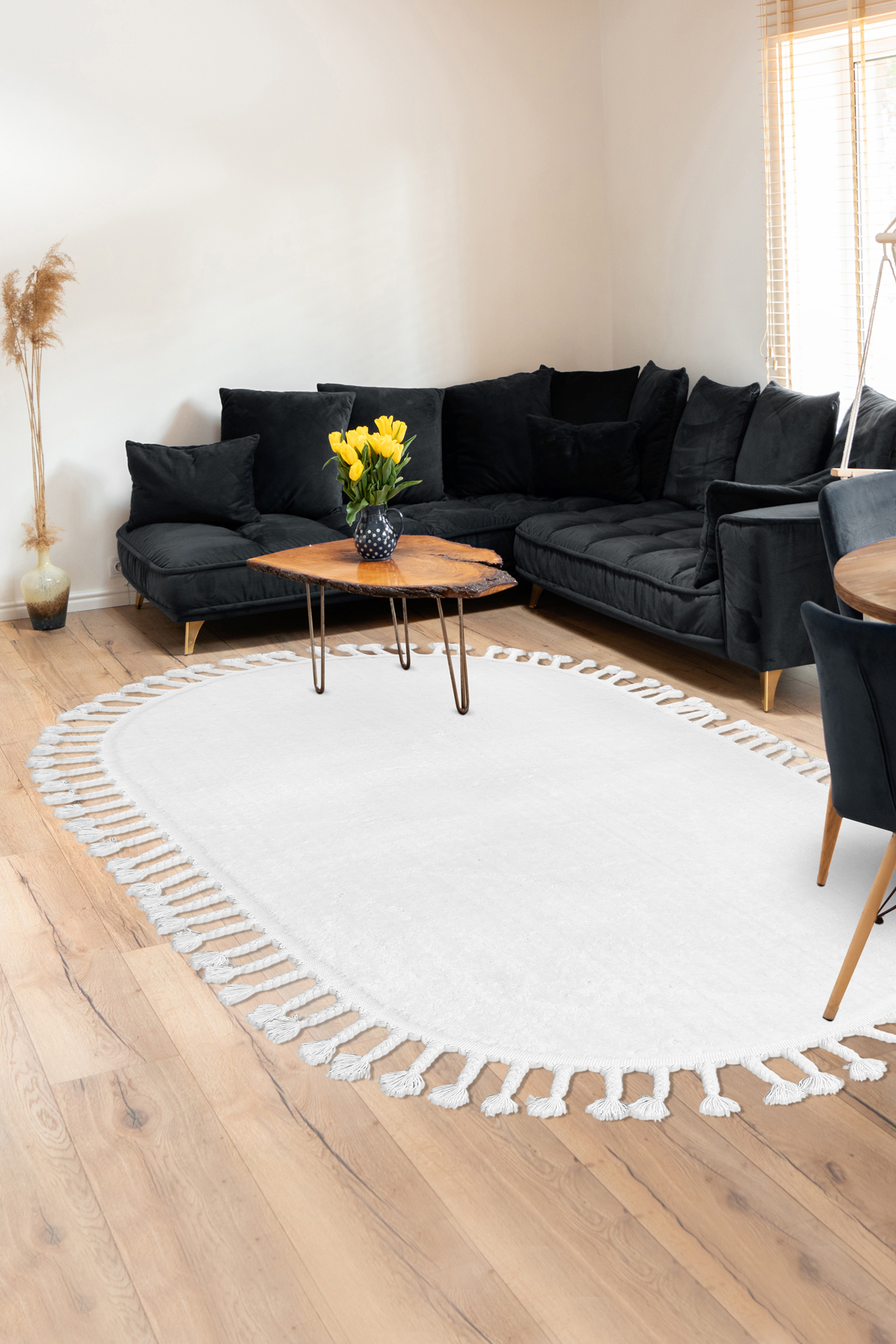 PELUŞ Oval Saçaklı HALI BEYAZ RENK Silinebilir 60x400