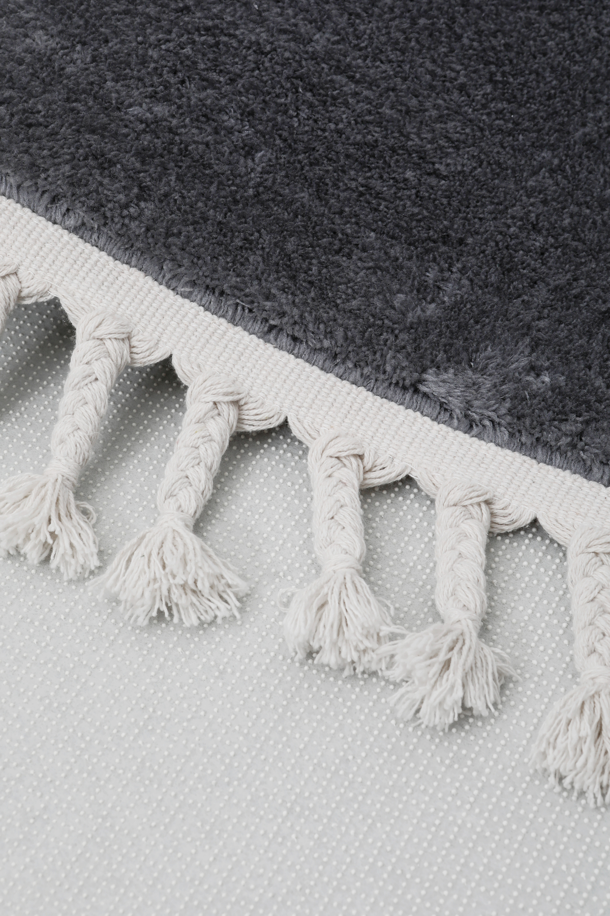 PELUŞ Oval Saçaklı HALI KOYU GRİ RENK Silinebilir 140x400 Fiyatı, Yorumları ve Özellikleri