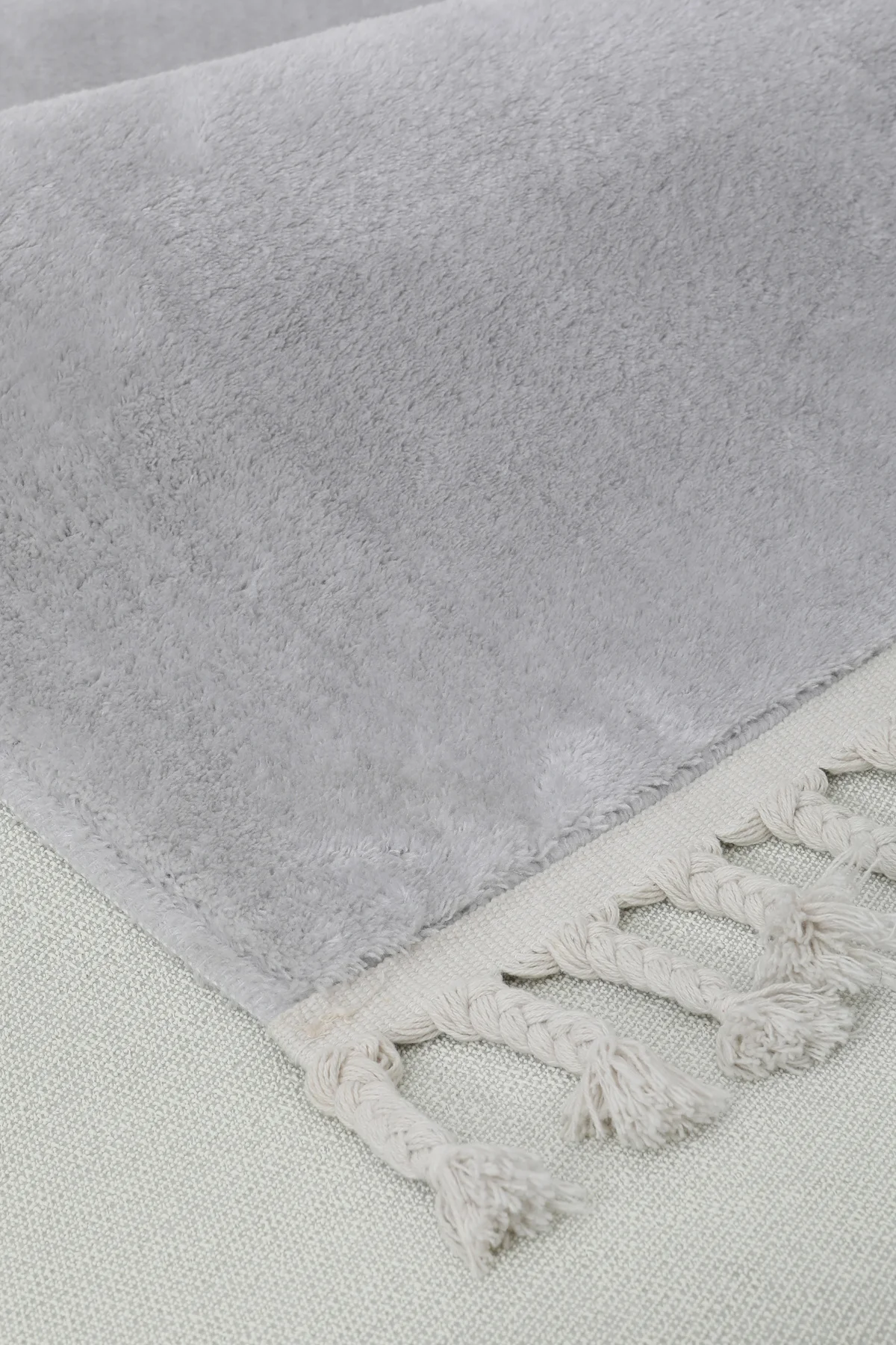 PELUŞ Saçaklı HALI AÇIK GRİ RENK Silinebilir 80x250