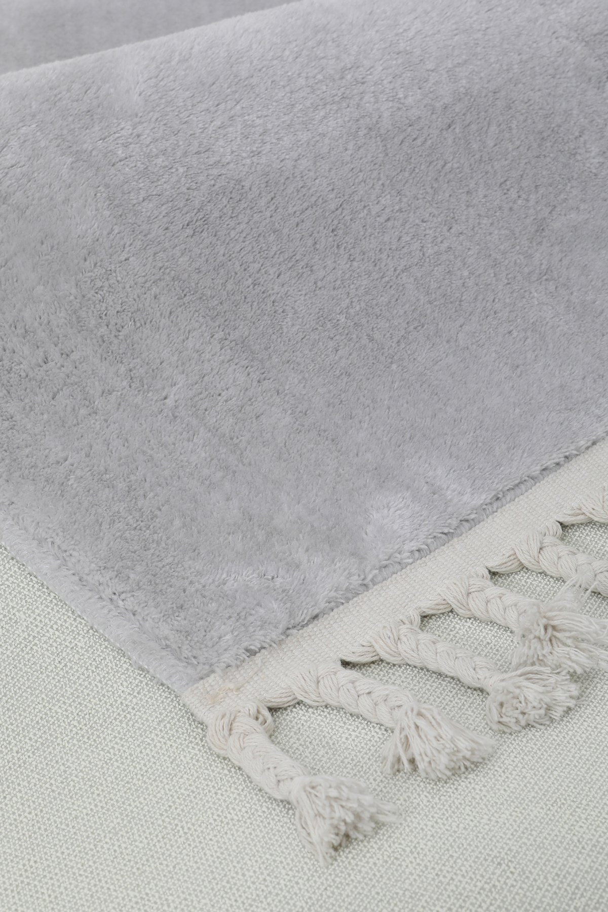 PELUŞ Saçaklı HALI AÇIK GRİ RENK Silinebilir 120x180