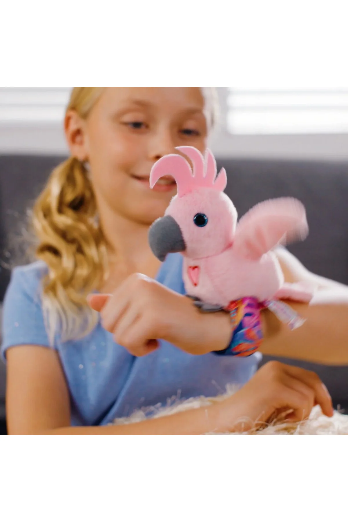 Peluş Ses Tekrarlı Hayvan Bileklik Aksesuar - Pembe Papağan (Lisi