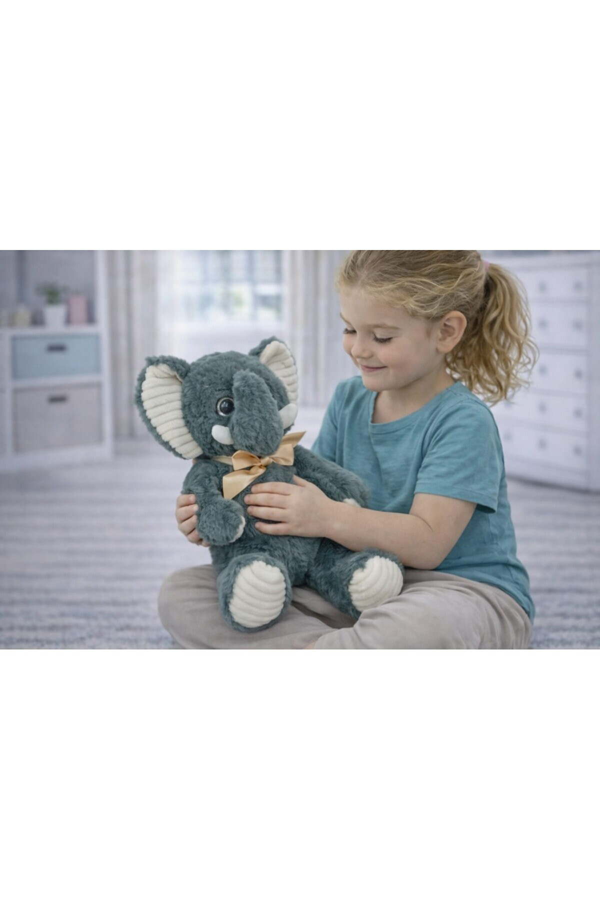 Peluş Sevimli Hayvanlar 40 cm - Fil (Lisinya) Peluş Sevimli Hayvanlar 40 cm - Fil (Lisinya)