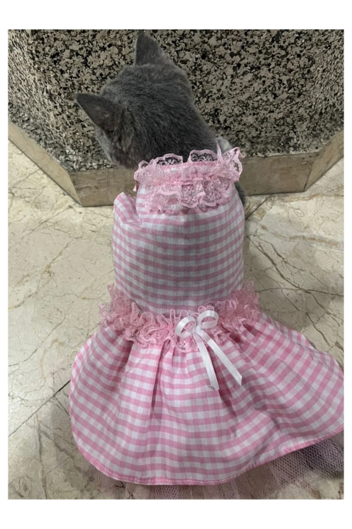 Pembe Beyaz Kareli Kurdeleli Kedi Köpek Kıyafeti Elbisesi