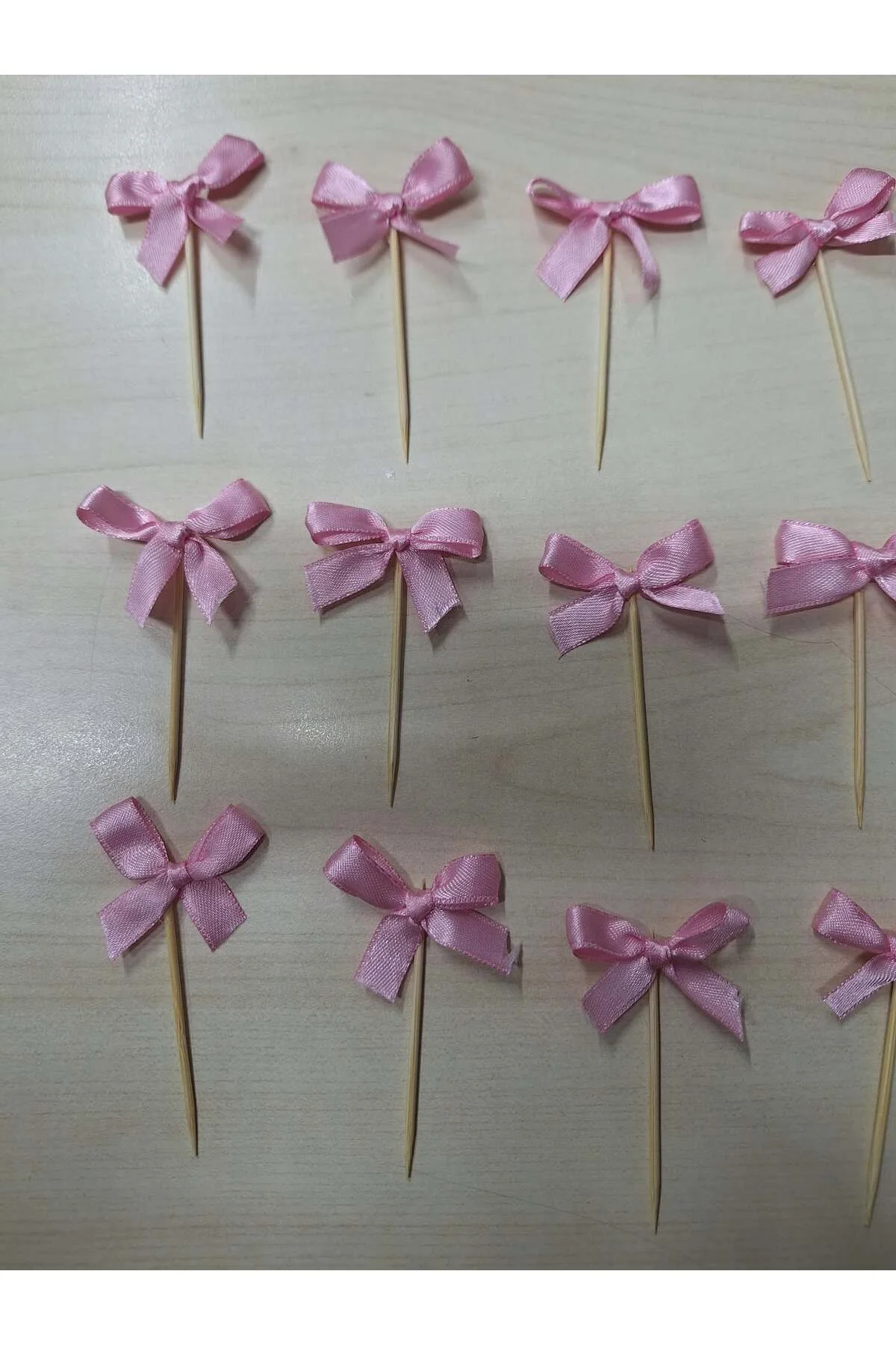 Pembe Fiyonk Kurdaleli Doğum Günü Süsü,Pasta Kürdanı ,Cupkek Pasta Süsü 15 'li