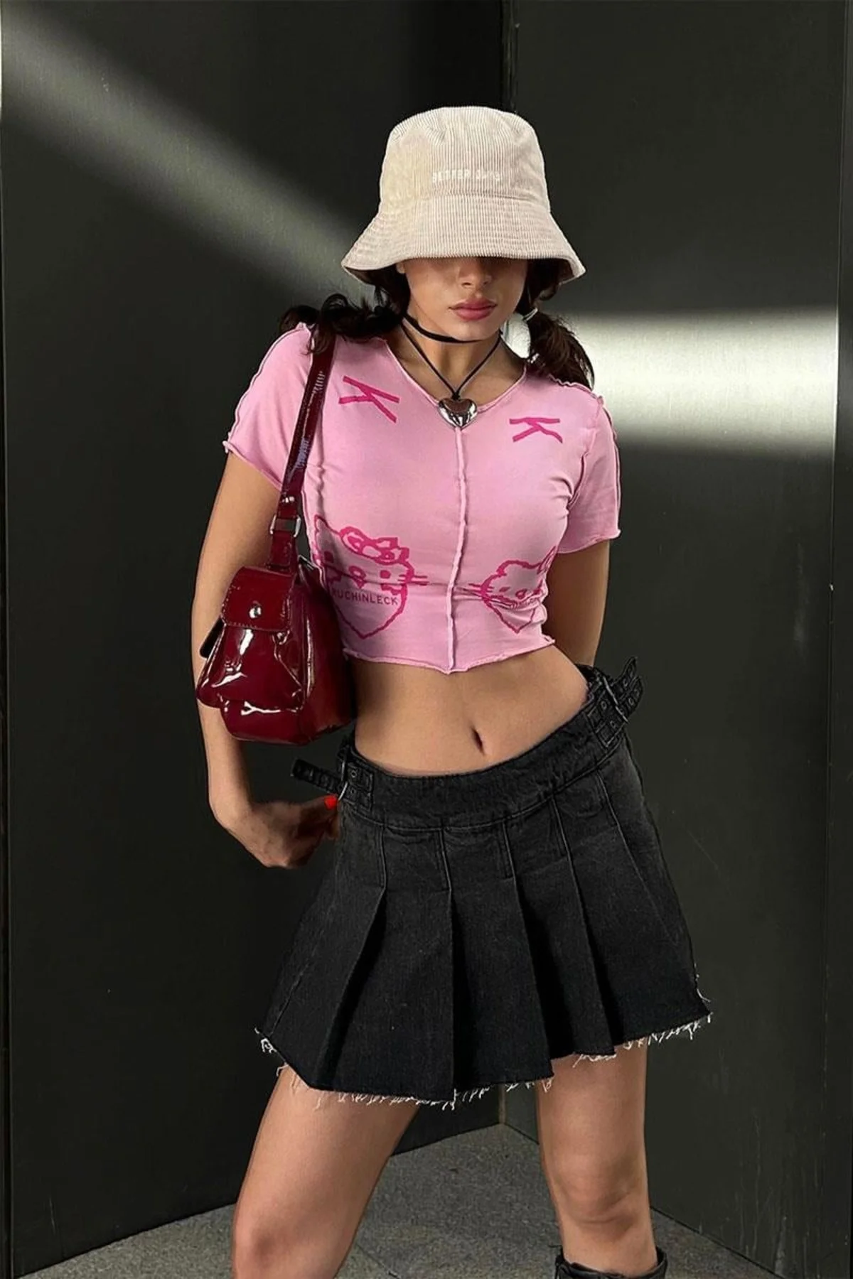 Pembe Hello Kitty - Ruchinleck Grunge Y2K Kısa Kollu Crop
