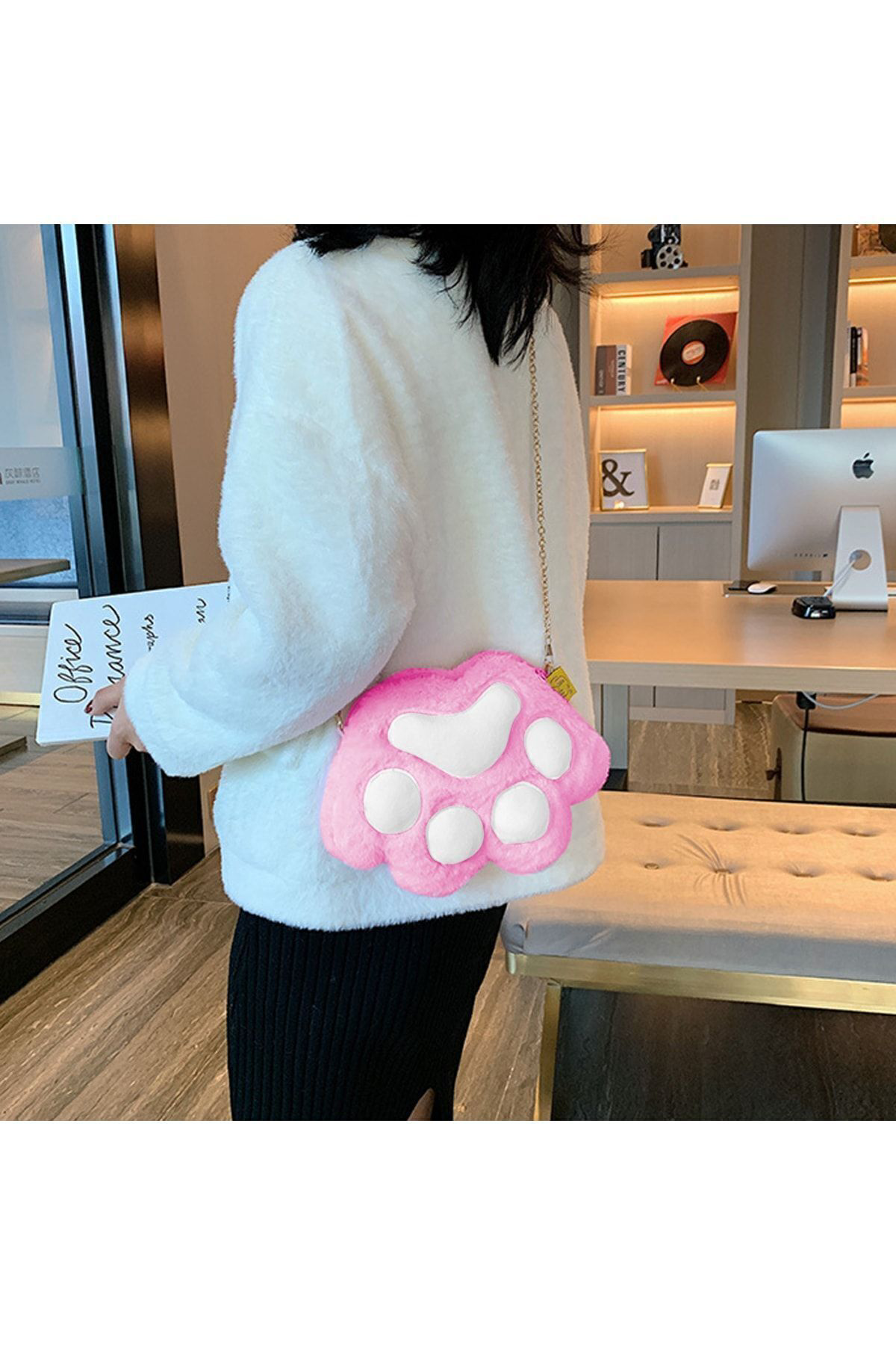 Pembe Kedi Patili Zincir Askılı Peluş Çanta