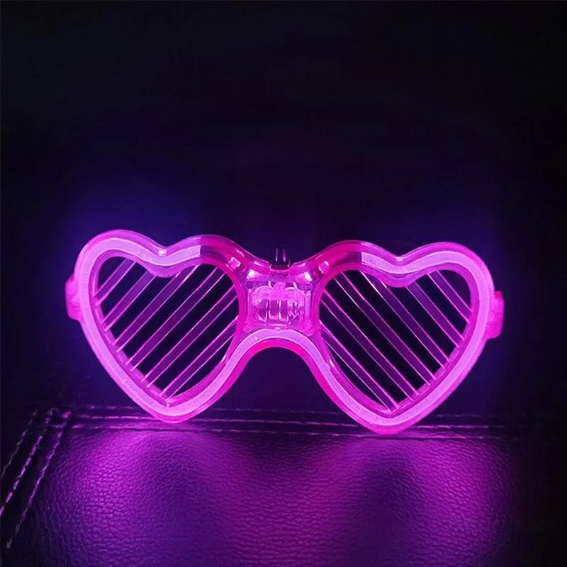 Pembe LED Işıklı Kalp Gözlük – 3 Modlu Parti & Glow Gözlüğü Pembe LED Işıklı Kalp Gözlük – 3 Modlu Parti & Glow Gözlüğü