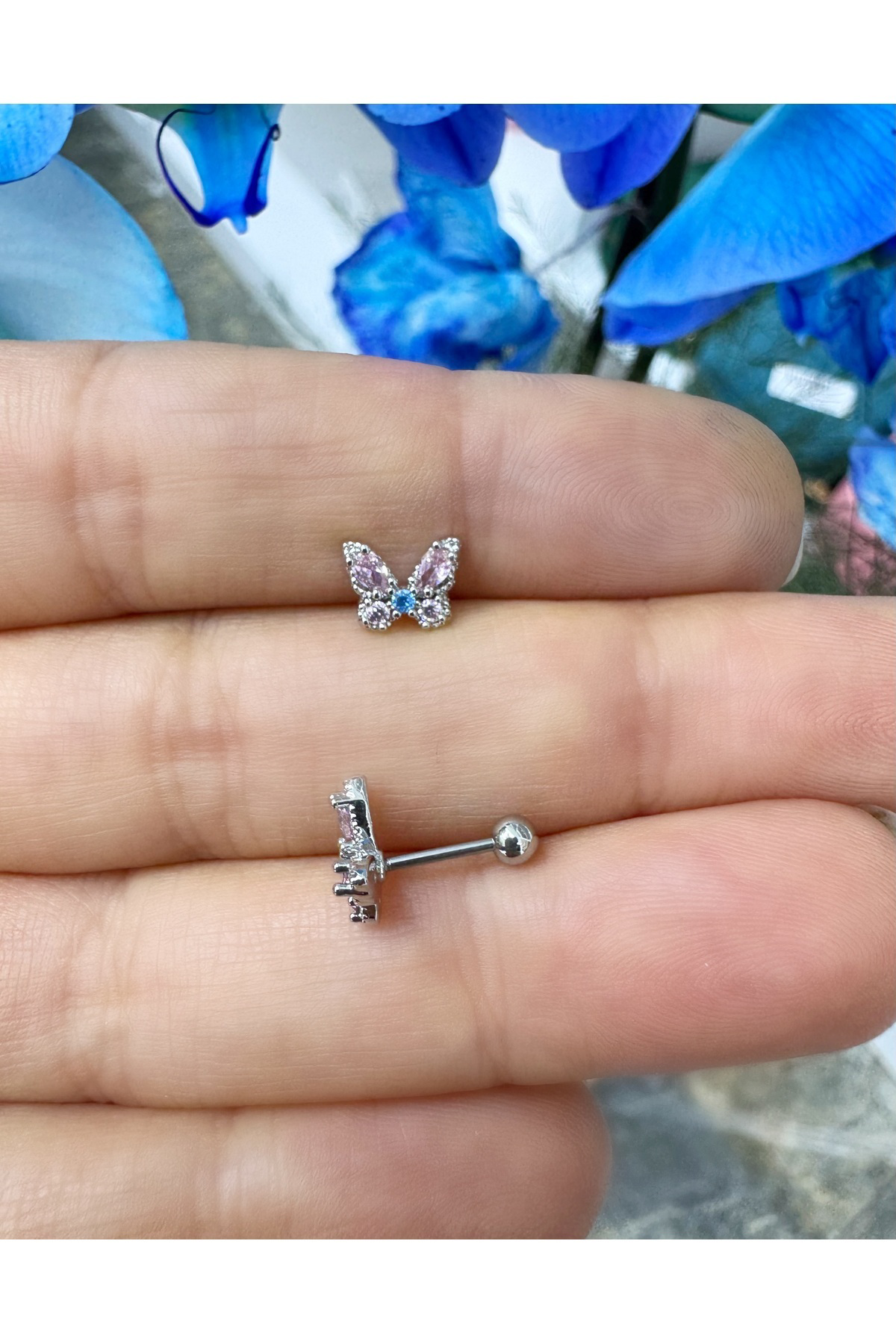 Pembe mavi zirkon taşlı kelebek model tragus helix lobe uyumlu piercing küpe (1 adet) Fiyatı, Yorumları ve Özellikleri