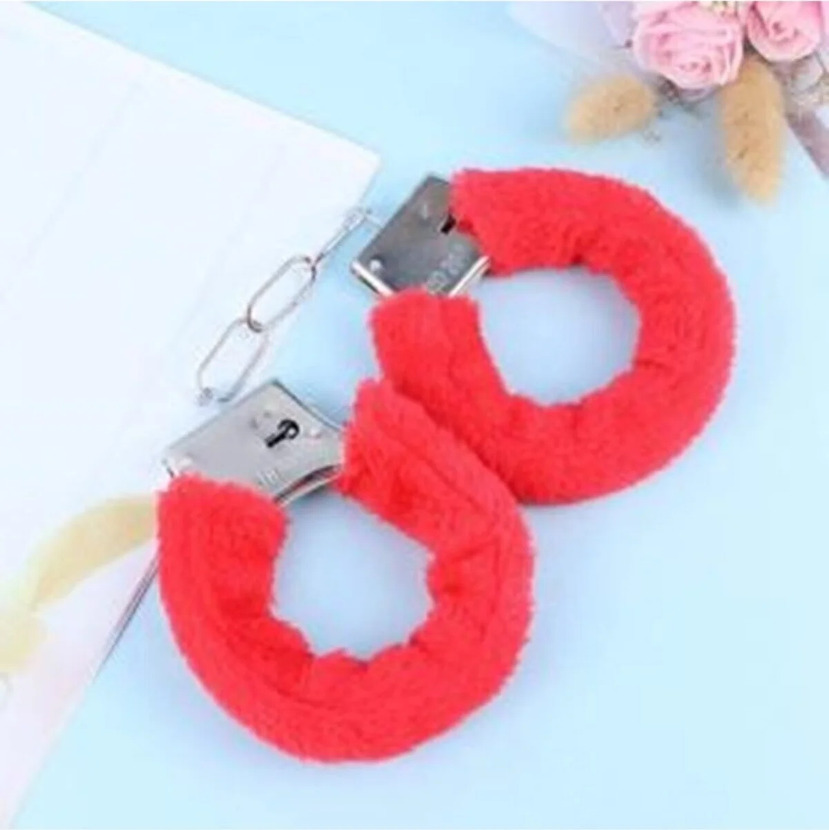Pembe Peluş Tüylü Anahtarlı Metal Kelepçe – Anahtarlık - Görsel 3