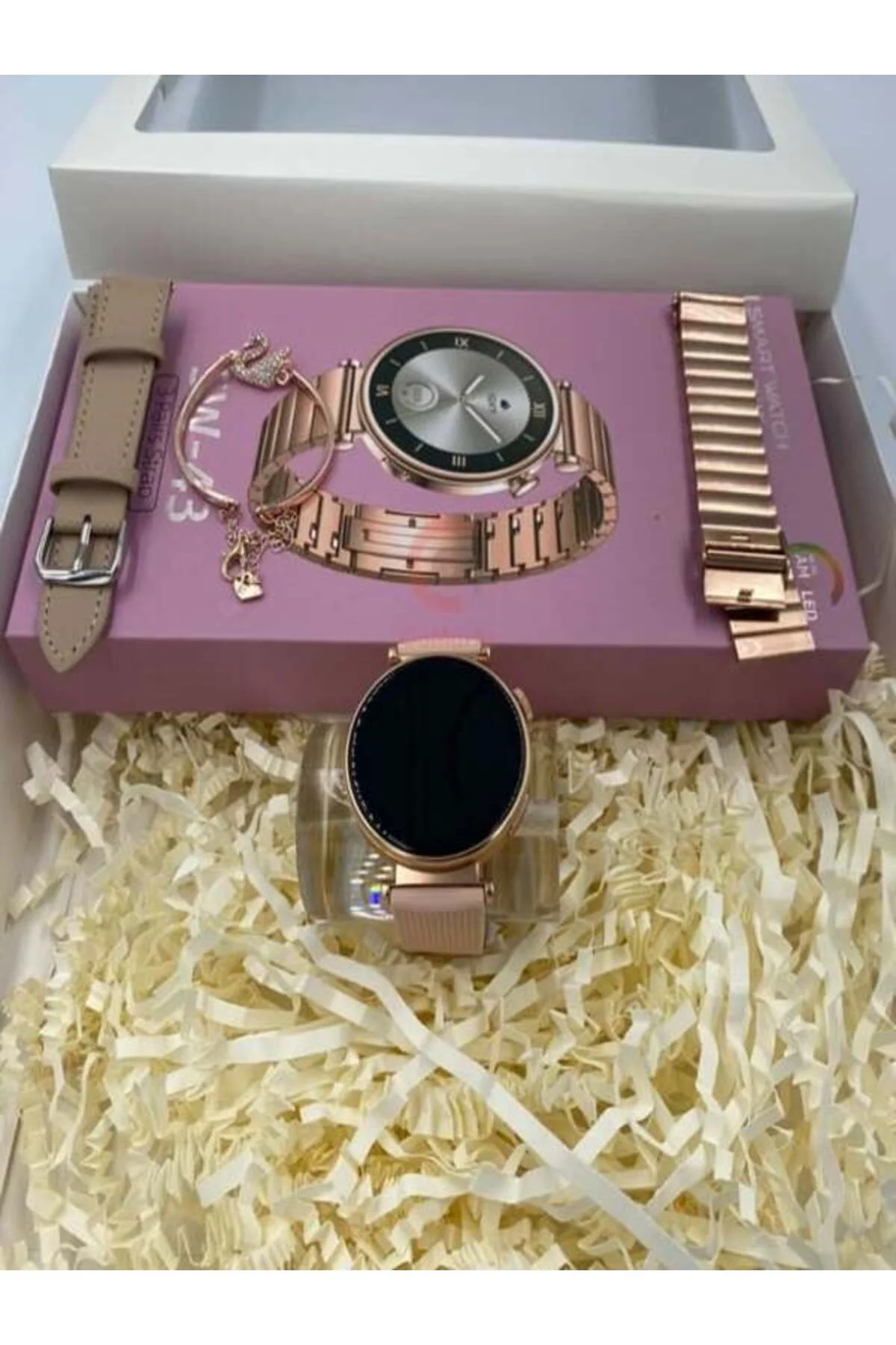 Pembe Rose Gold Kasa ve Silikon Kordonlu Kadınlar İçin Akıllı Saat, AMOLED Ekran ve NFC Özellikli