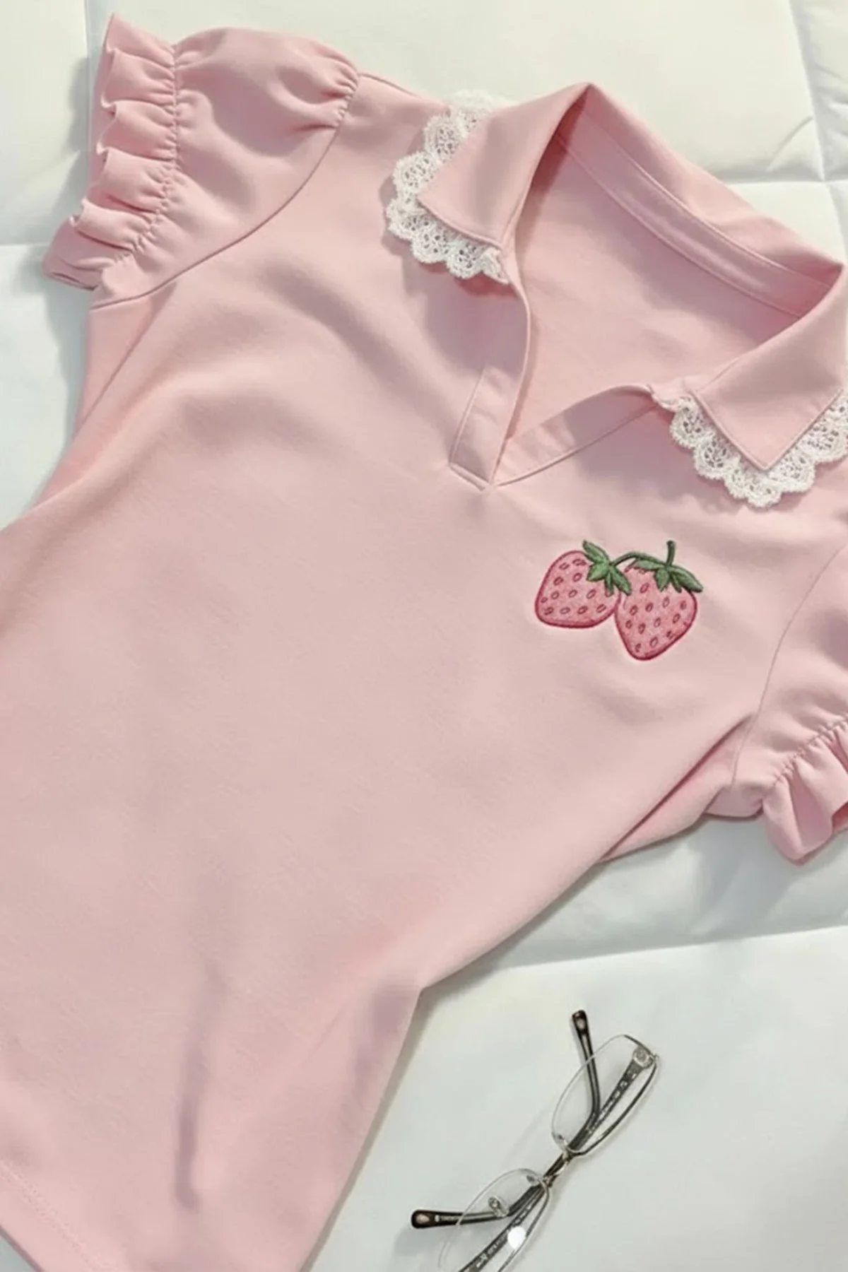 Pembe Strawberry Dantel Yaka Detaylı Y2K Kısa Kollu Crop Pembe Strawberry Dantel Yaka Detaylı Y2K Kısa Kollu Crop Fiyatı, Yorumları ve Özellikleri