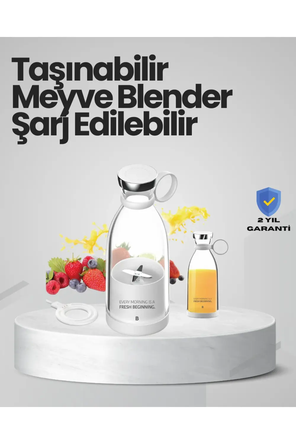 Pembe ve Beyaz Renk Seçenekli Mini Boy Meyve Sıkıcı