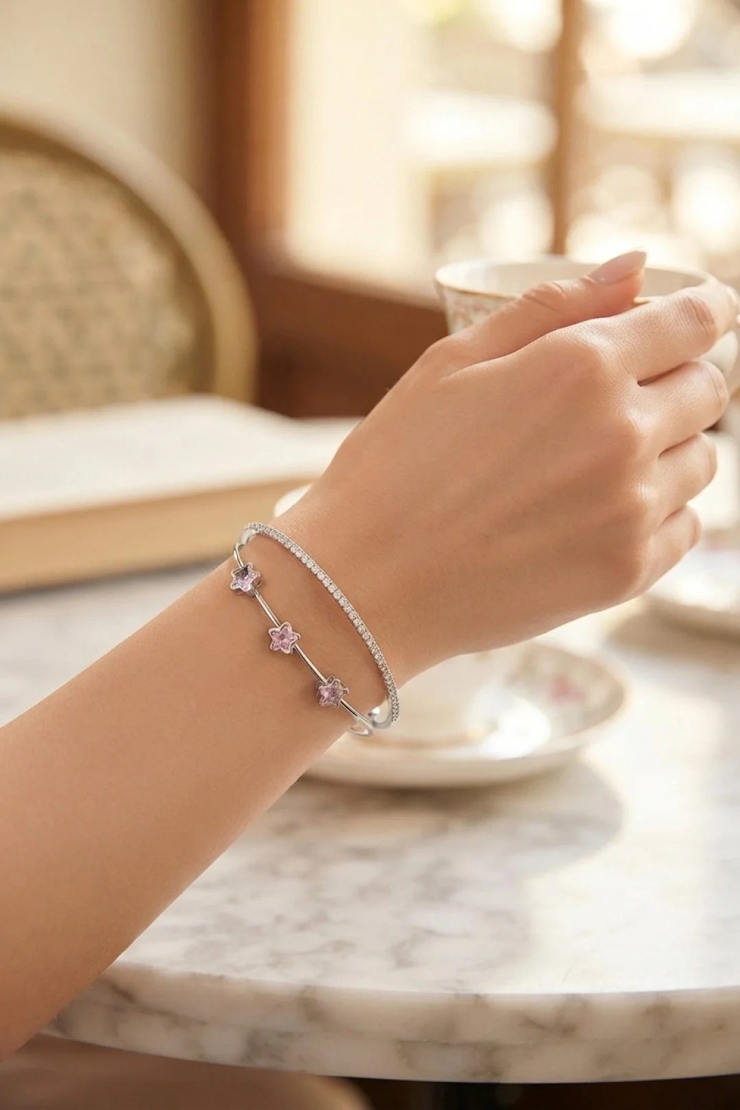 Pembe Yıldız Model Gold Renk Zirkon Taşlı Pirinç Bileklik Fiyatı, Yorumları ve Özellikleri