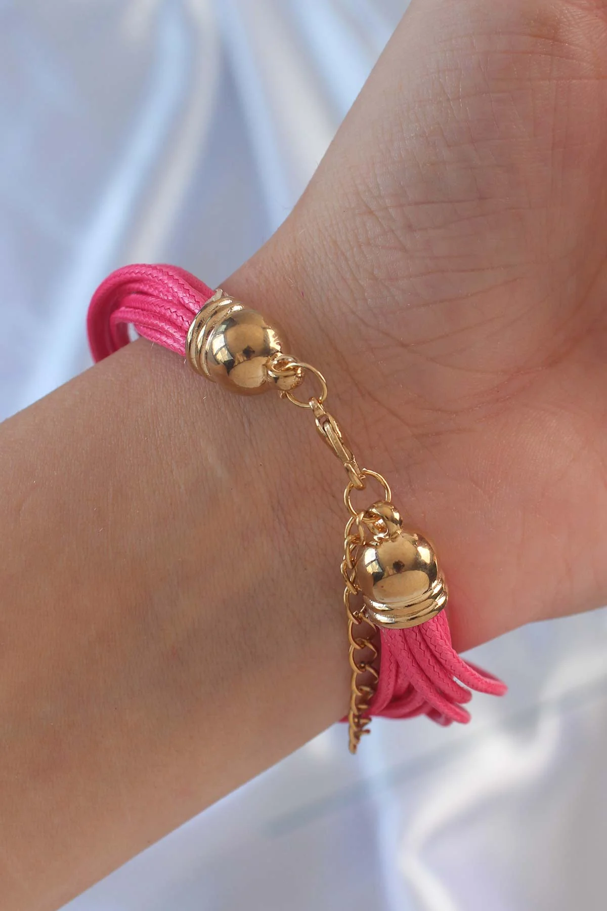 Pembe Zirkon Taşlı Metal İpli Çoklu Bileklik 5886 - Şık ve Modern Moda Aksesuarı