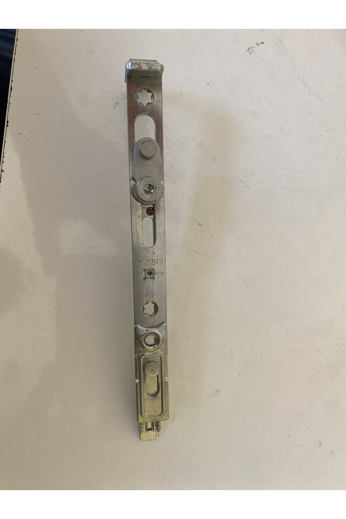 Pvc Pencere Çift Açilim Alt Köşe Endow Marka