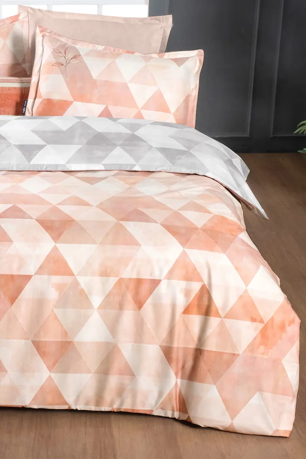 Peonia Taba Çift Kişilik %100 Pamuk Saten "233 TC" Nevresim Takım