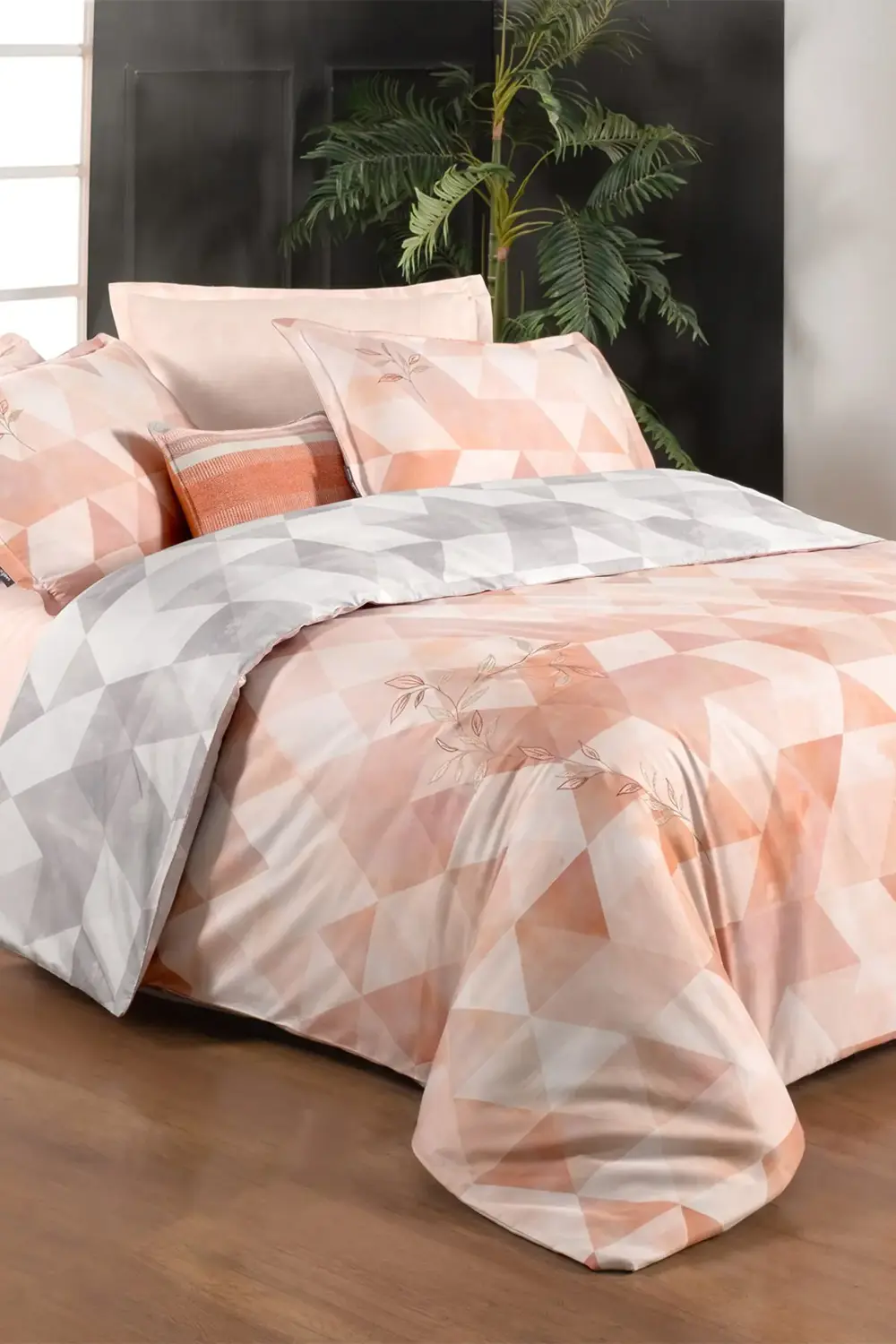 Peonia Taba Çift Kişilik %100 Pamuk Saten "233 TC" Nevresim Takım