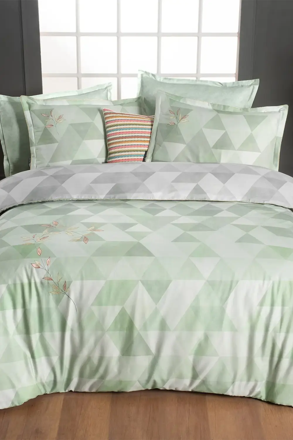 Peonia Yeşil Çift Kişilik %100 Pamuk Saten "233 TC" Nevresim Takı