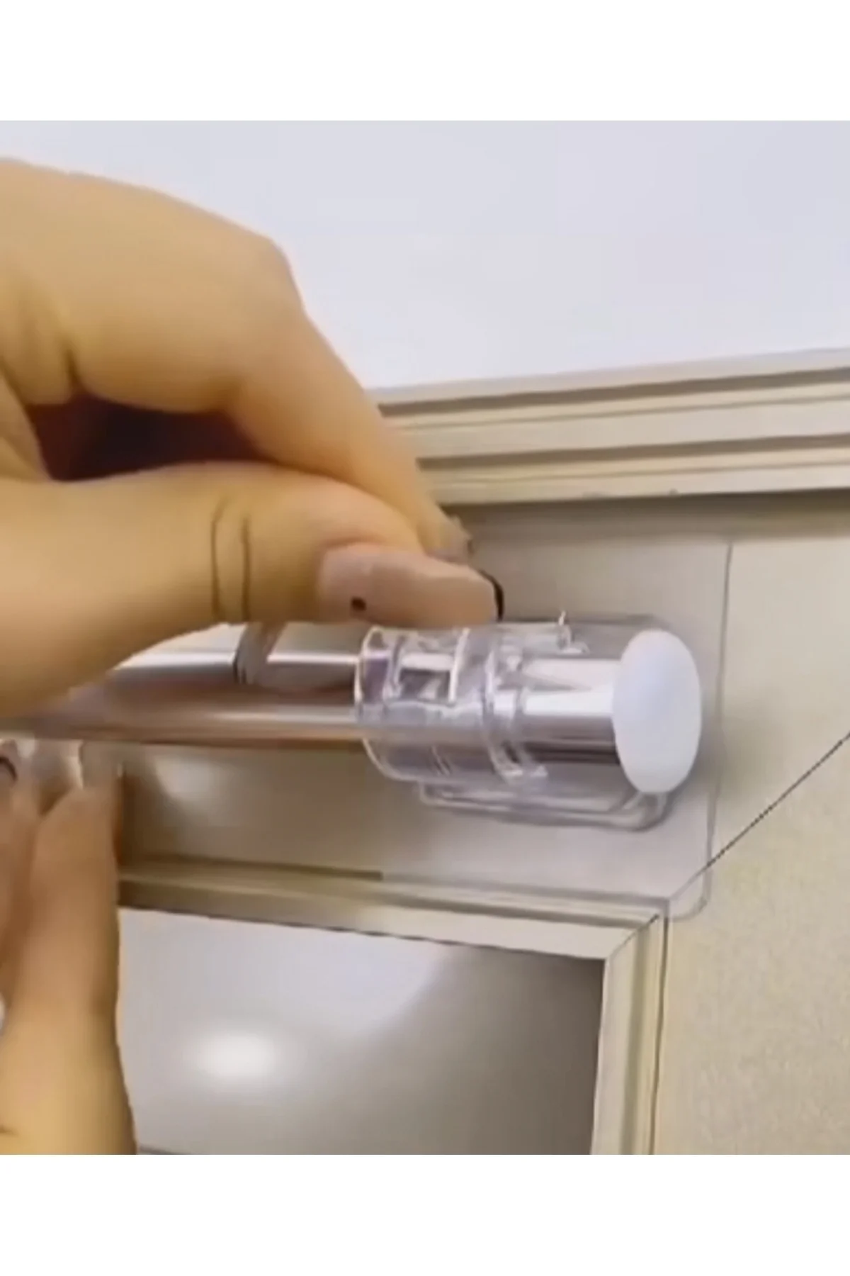 Perde Çubuğu Braketi Kendinden Yapışkanlı Boru Tutucu 2 Adet