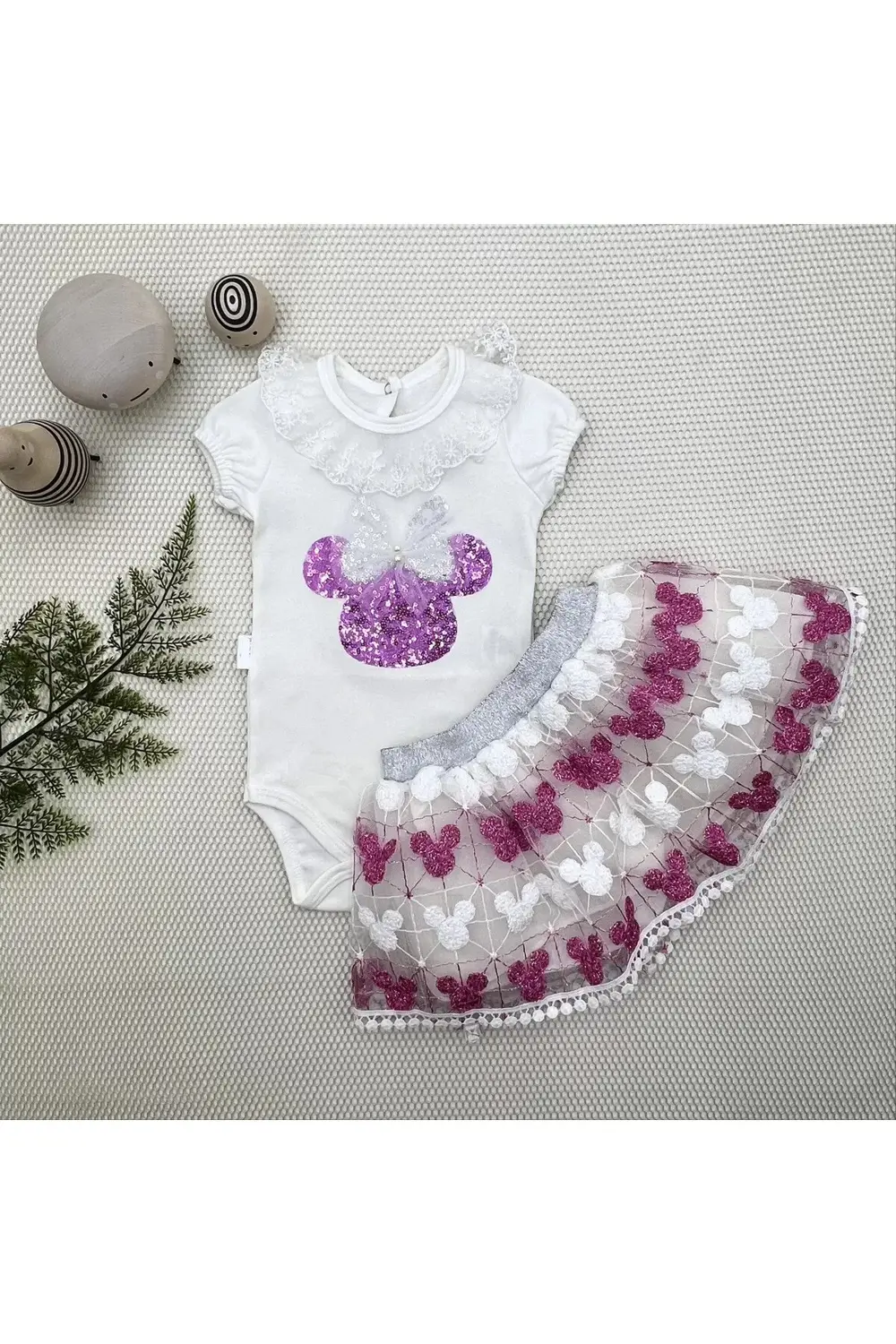 Petli Mickey Nakışlıkısa Kollu Brode Etekli 2li Kız Bebek Takımı
