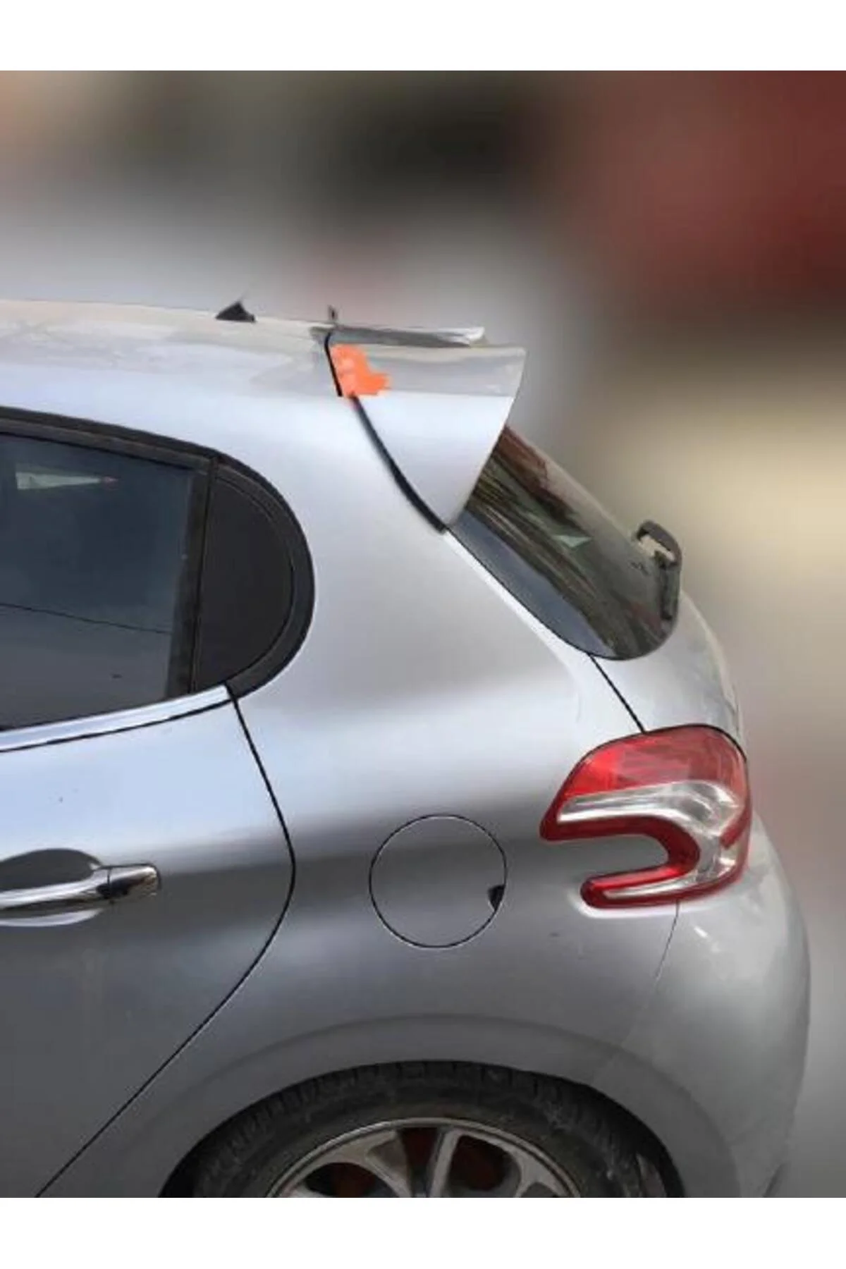 PEUGEOT 208 ASTARLI ANATOMİK SPOİLER