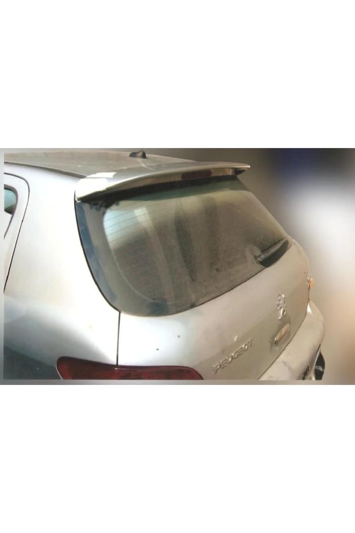 PEUGEOT 307 ORJ ASTARLI SPOİLER PEUGEOT 307 ORJ ASTARLI SPOİLER