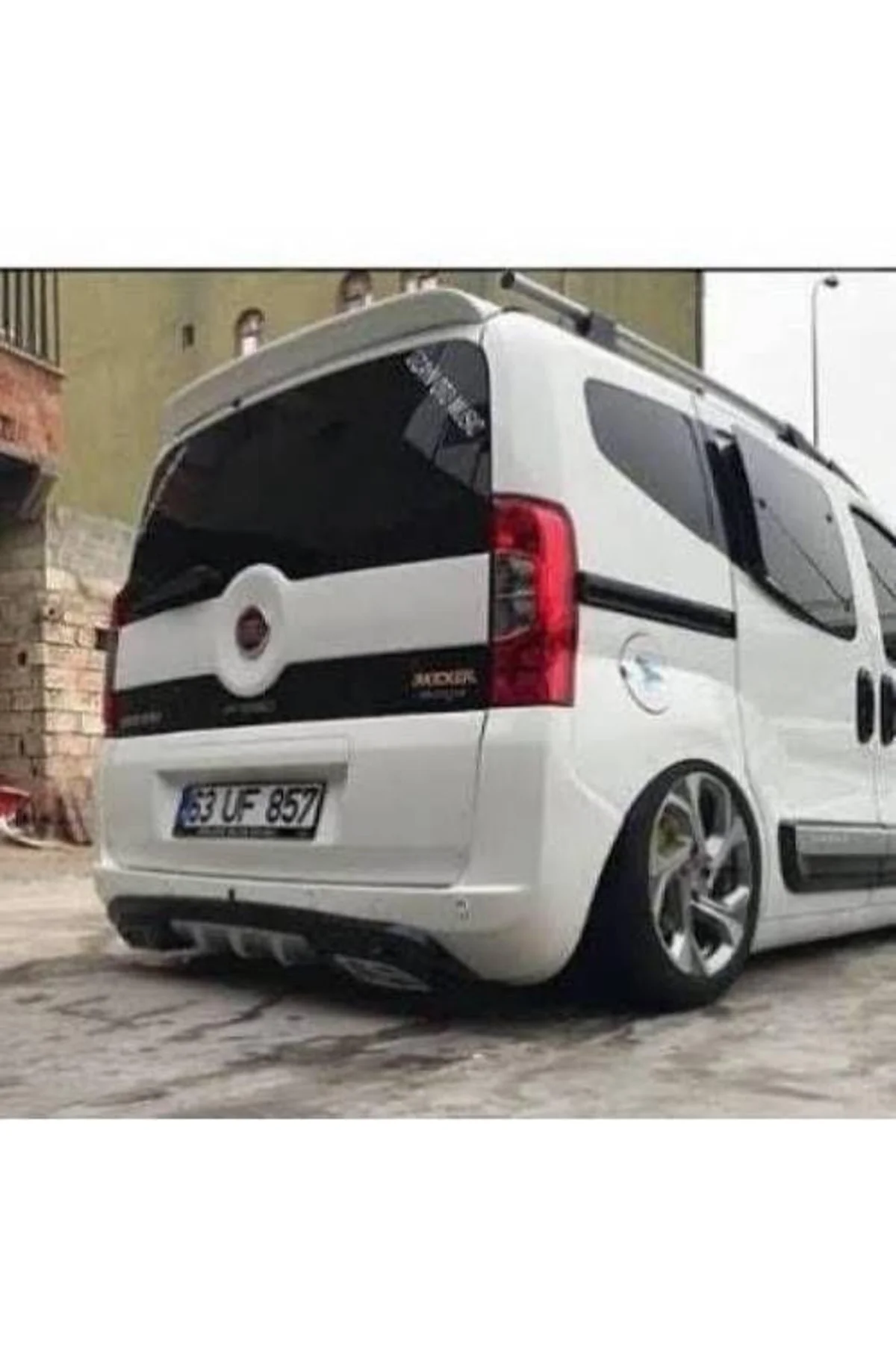 Peugeot Bipper Siyah Spoiler Uyumlu Peugeot Bipper Siyah Spoiler Uyumlu