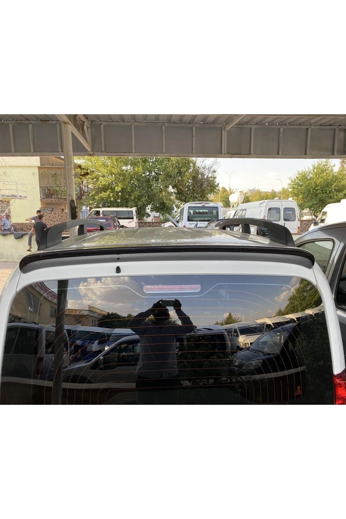 Peugeot Bipper Siyah Spoiler Uyumlu Peugeot Bipper Siyah Spoiler Uyumlu