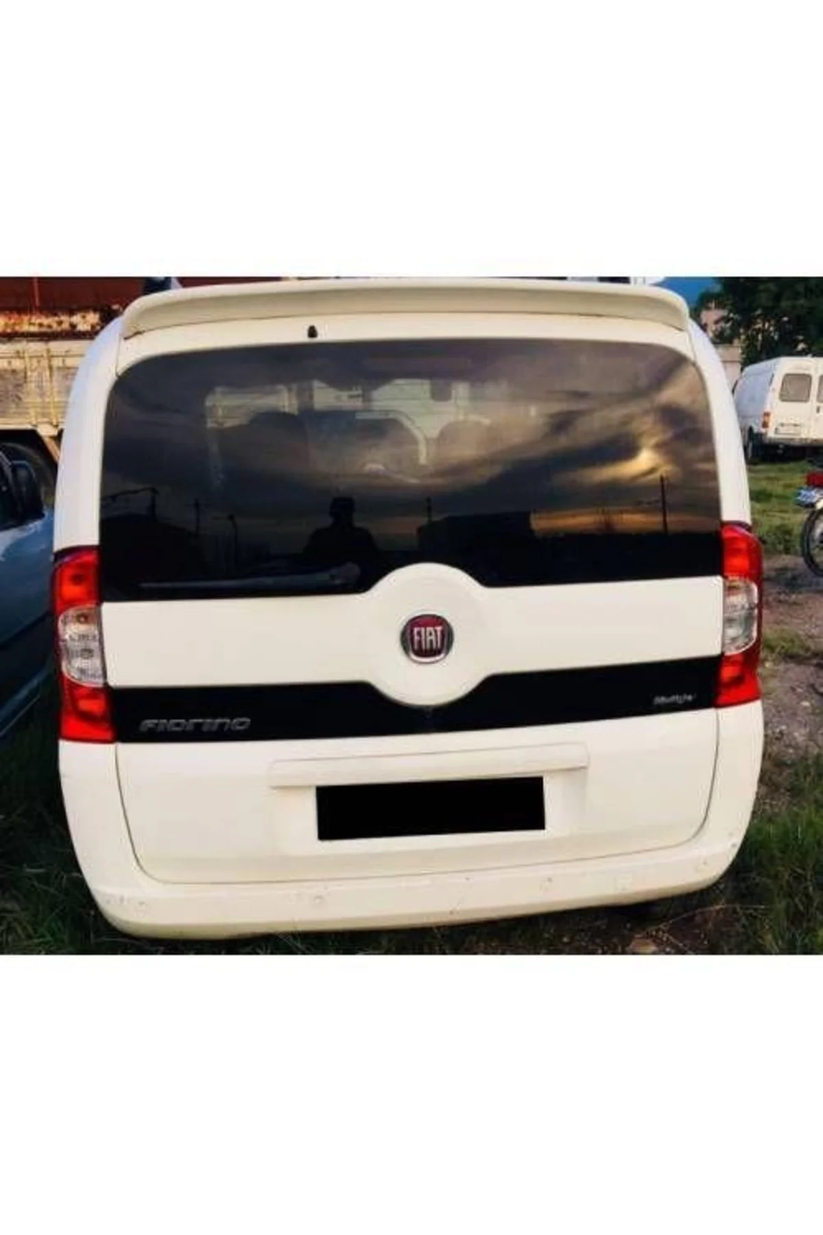 Peugeot Bipper Siyah Spoiler Uyumlu Peugeot Bipper Siyah Spoiler Uyumlu