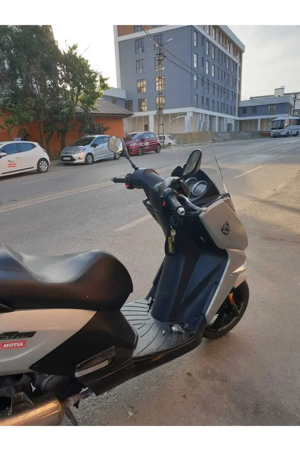 Peugeot Citystar 200 Ön Cam 2017 2018 Model 56cm Şeffaf Renkli 4m