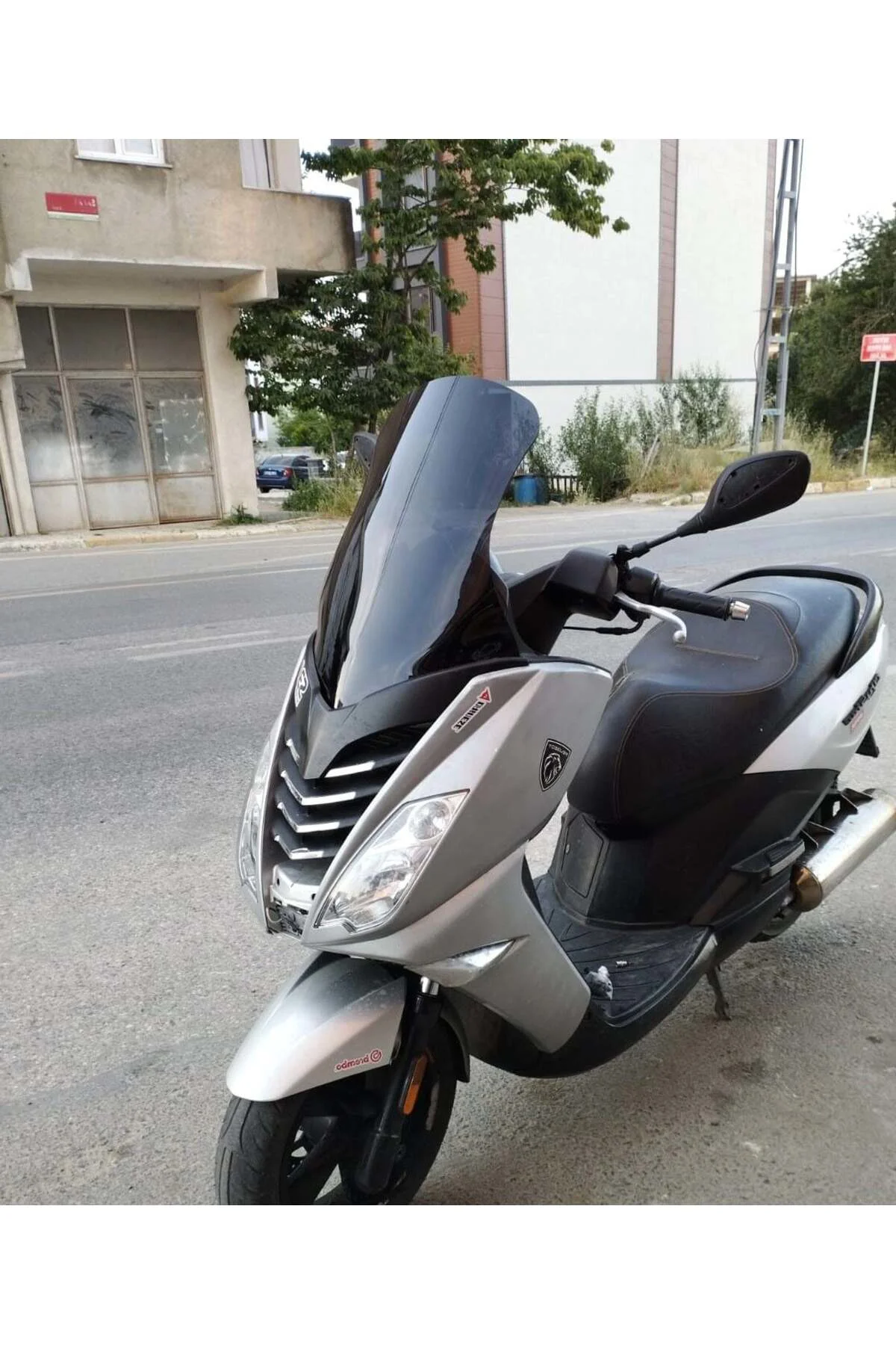 Peugeot Citystar 200 Ön Cam 2017-2018 Model 56cm Siyah Renkli 4mm