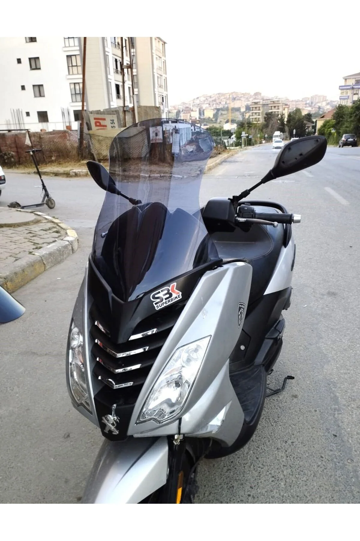 Peugeot Citystar 200 Ön Cam 2017-2018 Model 56cm Füme Renkli 4mm 
