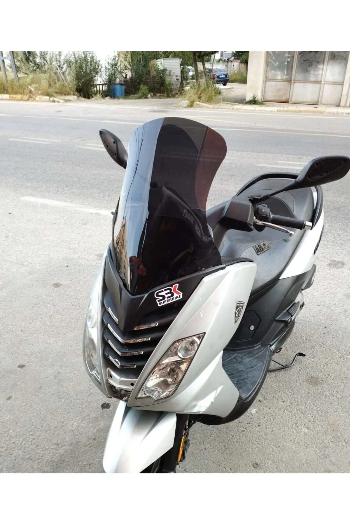 Peugeot Citystar 200 Ön Cam 2017-2018 Model 56cm Siyah Renkli 4mm