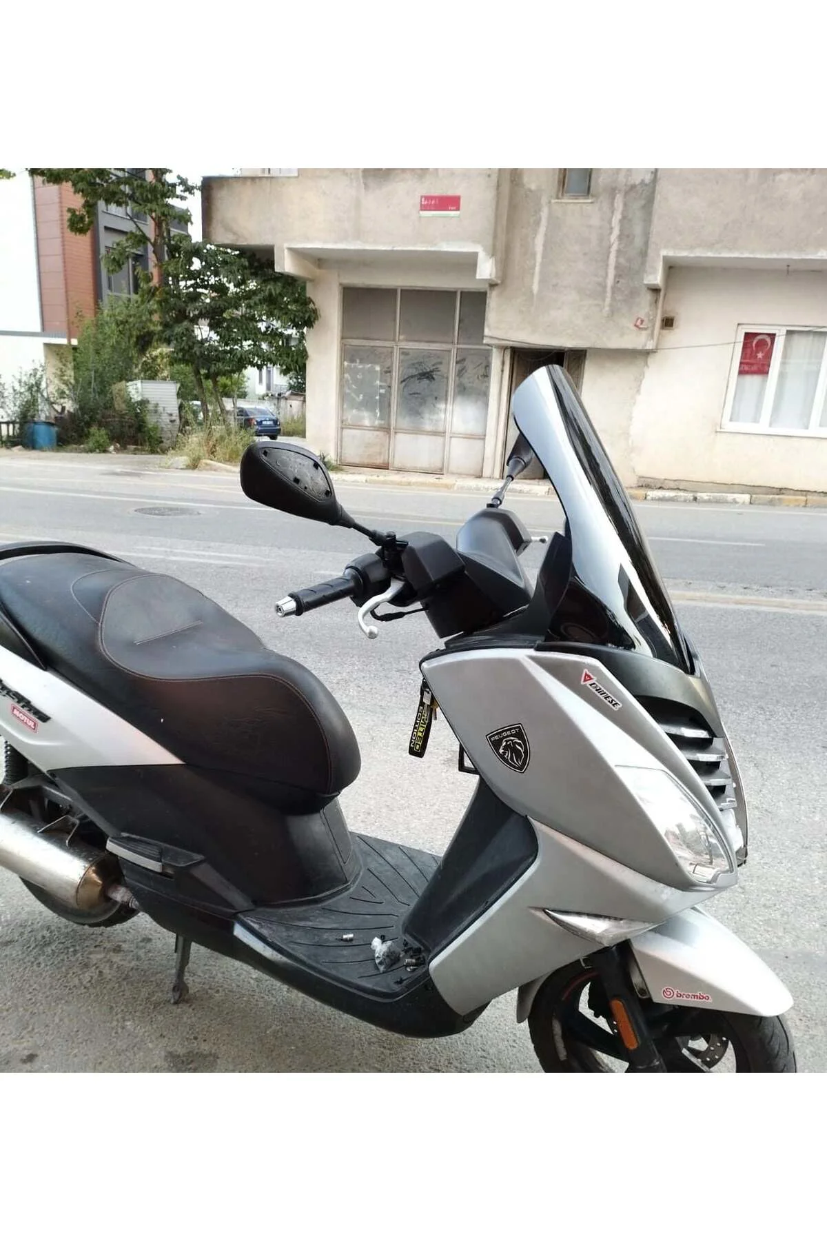 Peugeot Citystar 200 Ön Cam 2017-2018 Model 56cm Siyah Renkli 4mm