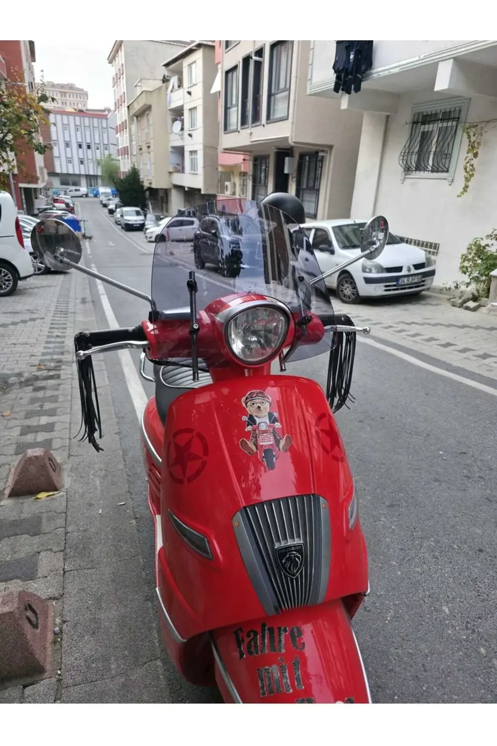 Peugeot Django Ön Cam 2017-2025 Model 37cm Siyah Renkli 4mm APARA